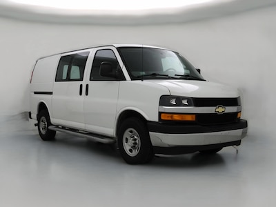 White 2019 Chevrolet Express 2500