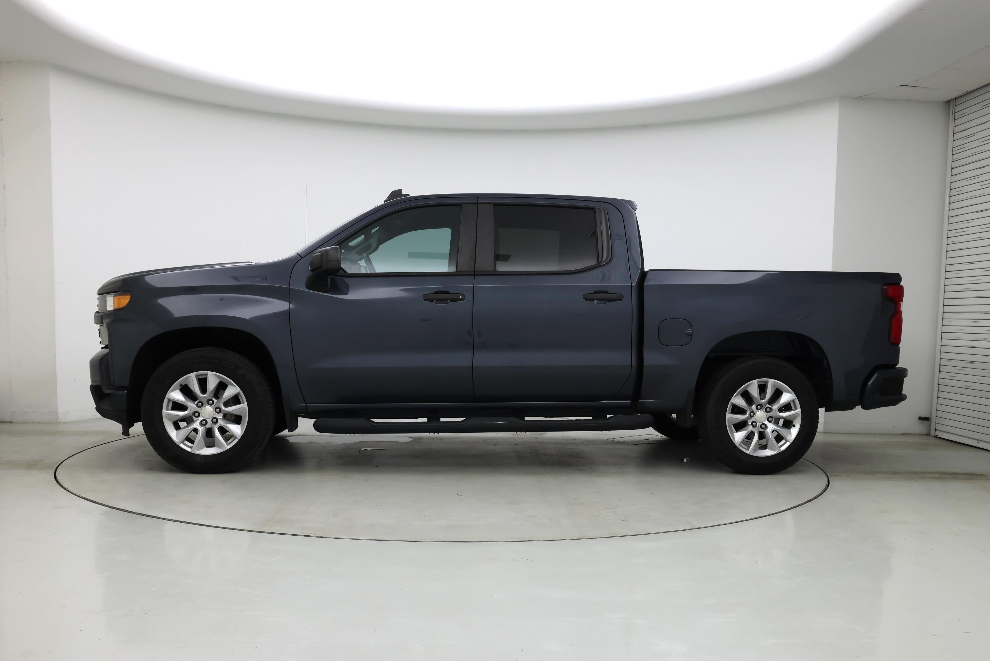Thumbnail: 2020 Chevrolet Silverado 1500 - 3