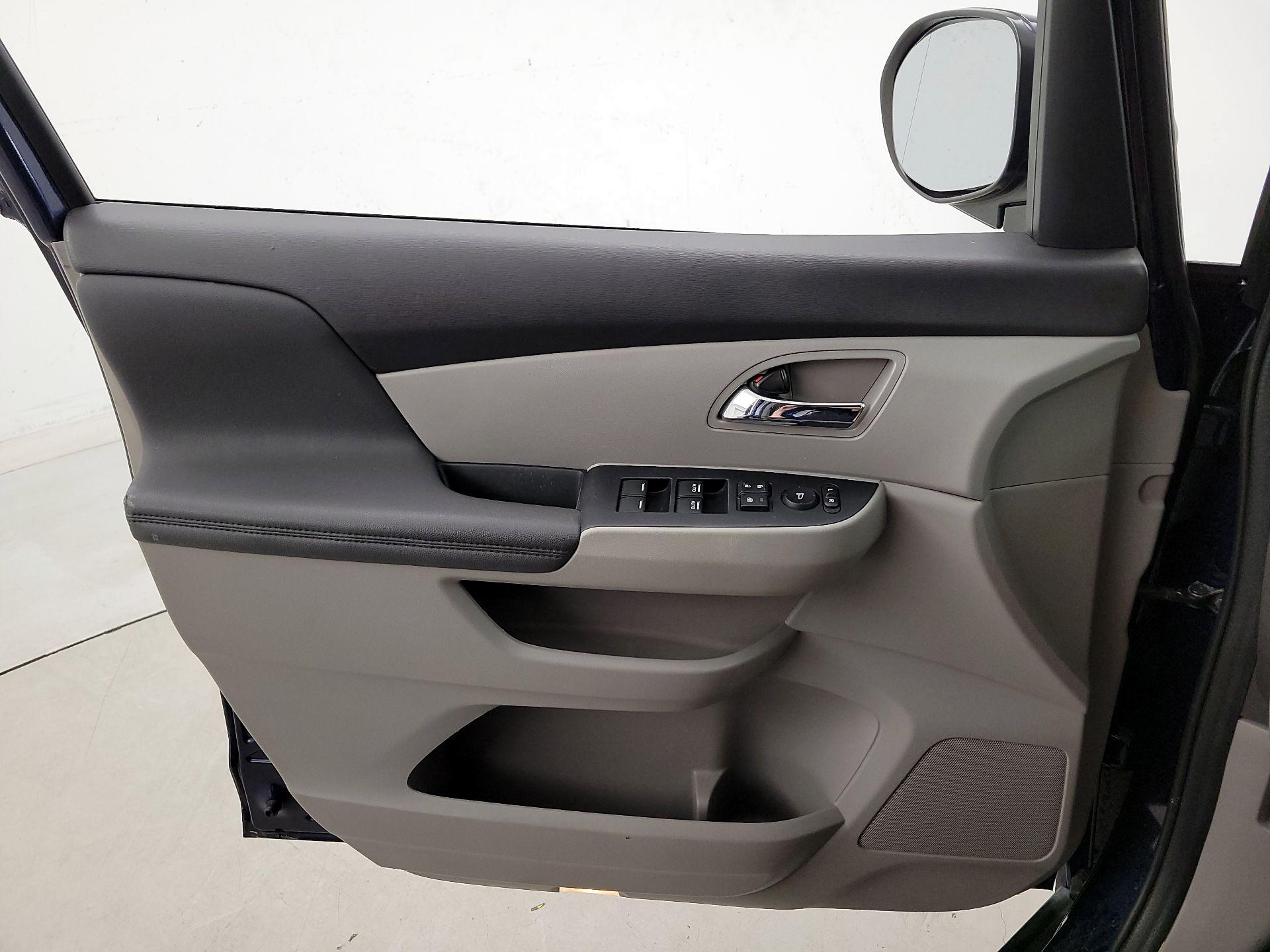 Thumbnail: 2016 Honda Odyssey - 12