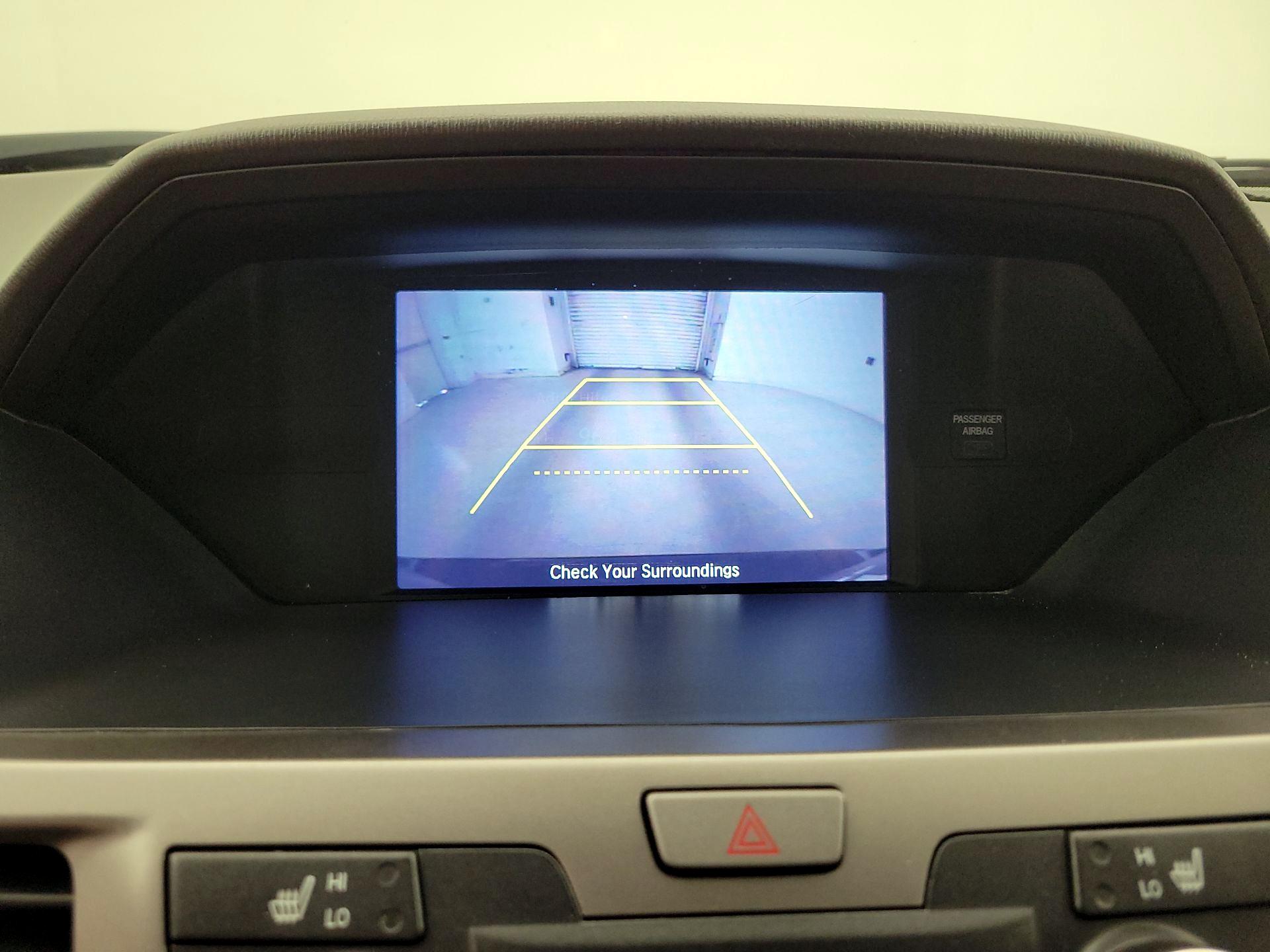 Thumbnail: 2016 Honda Odyssey - 14