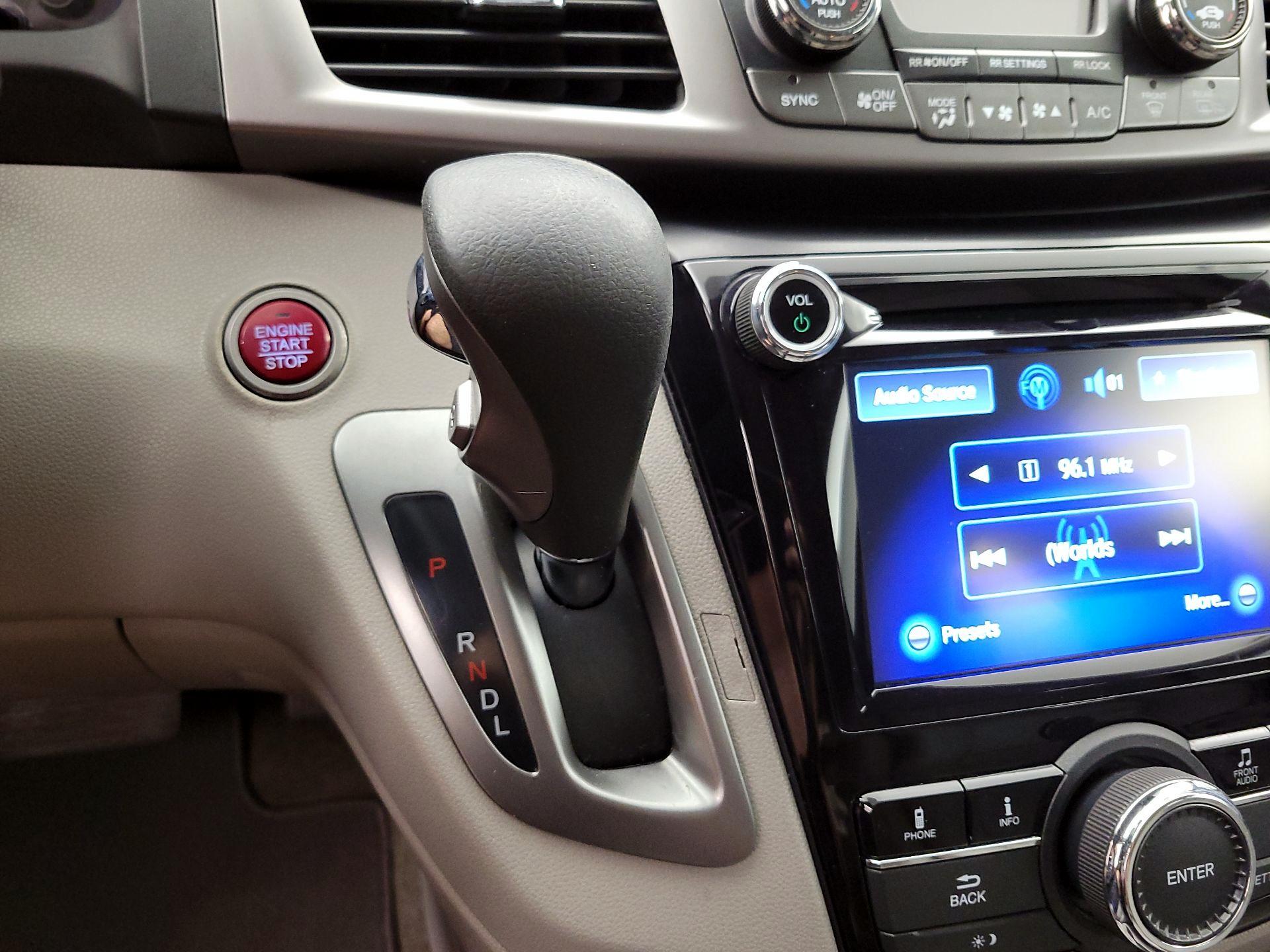 Thumbnail: 2016 Honda Odyssey - 17