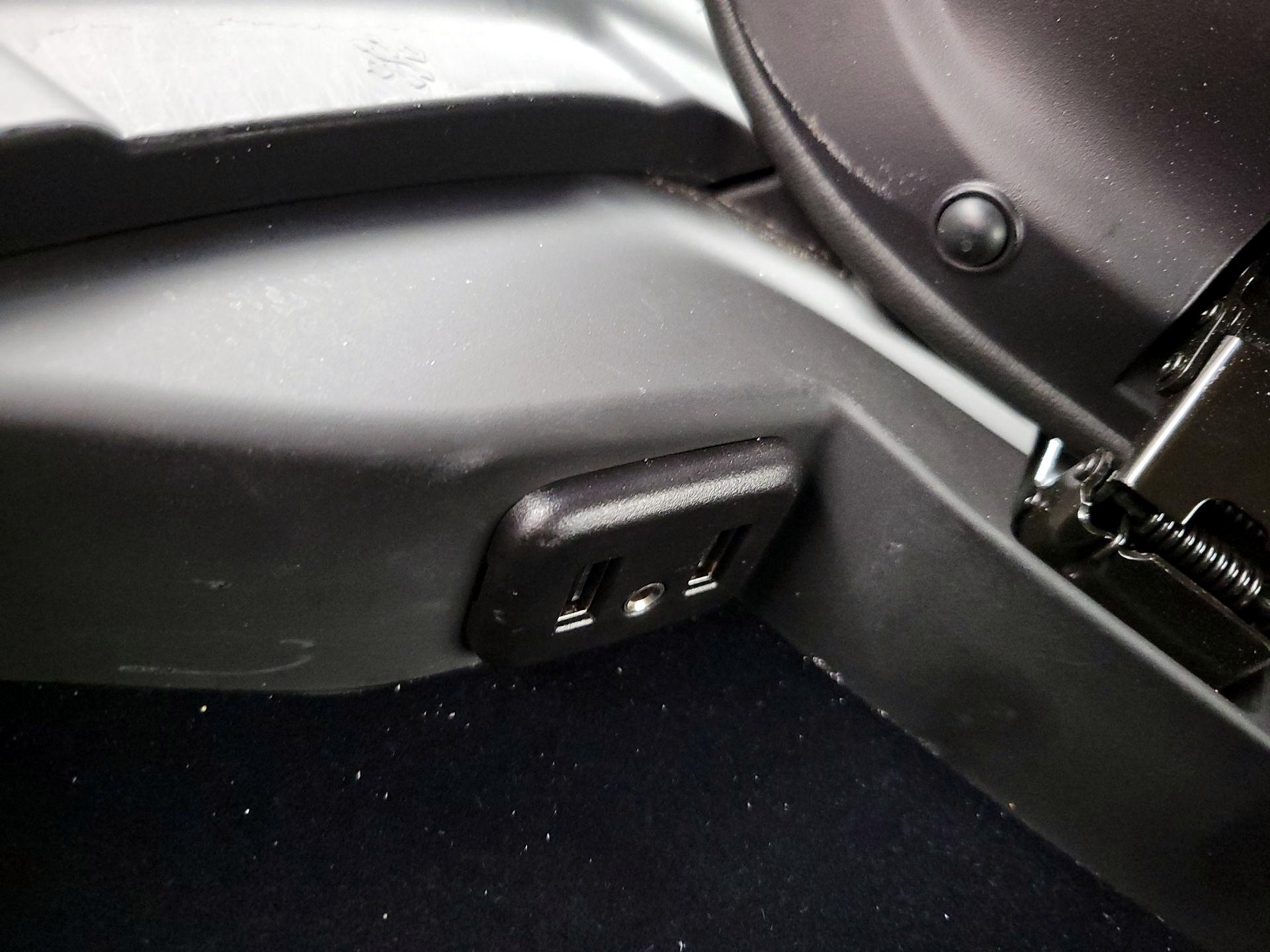 Thumbnail: 2019 Chevrolet Corvette - 18