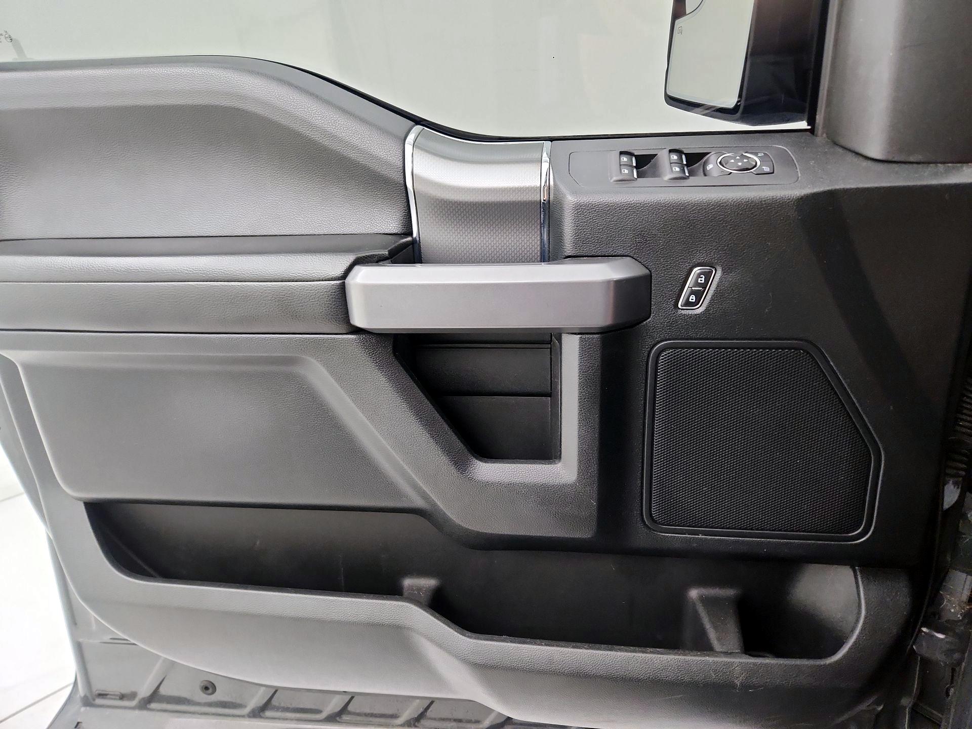 Thumbnail: 2016 Ford F-150 - 12