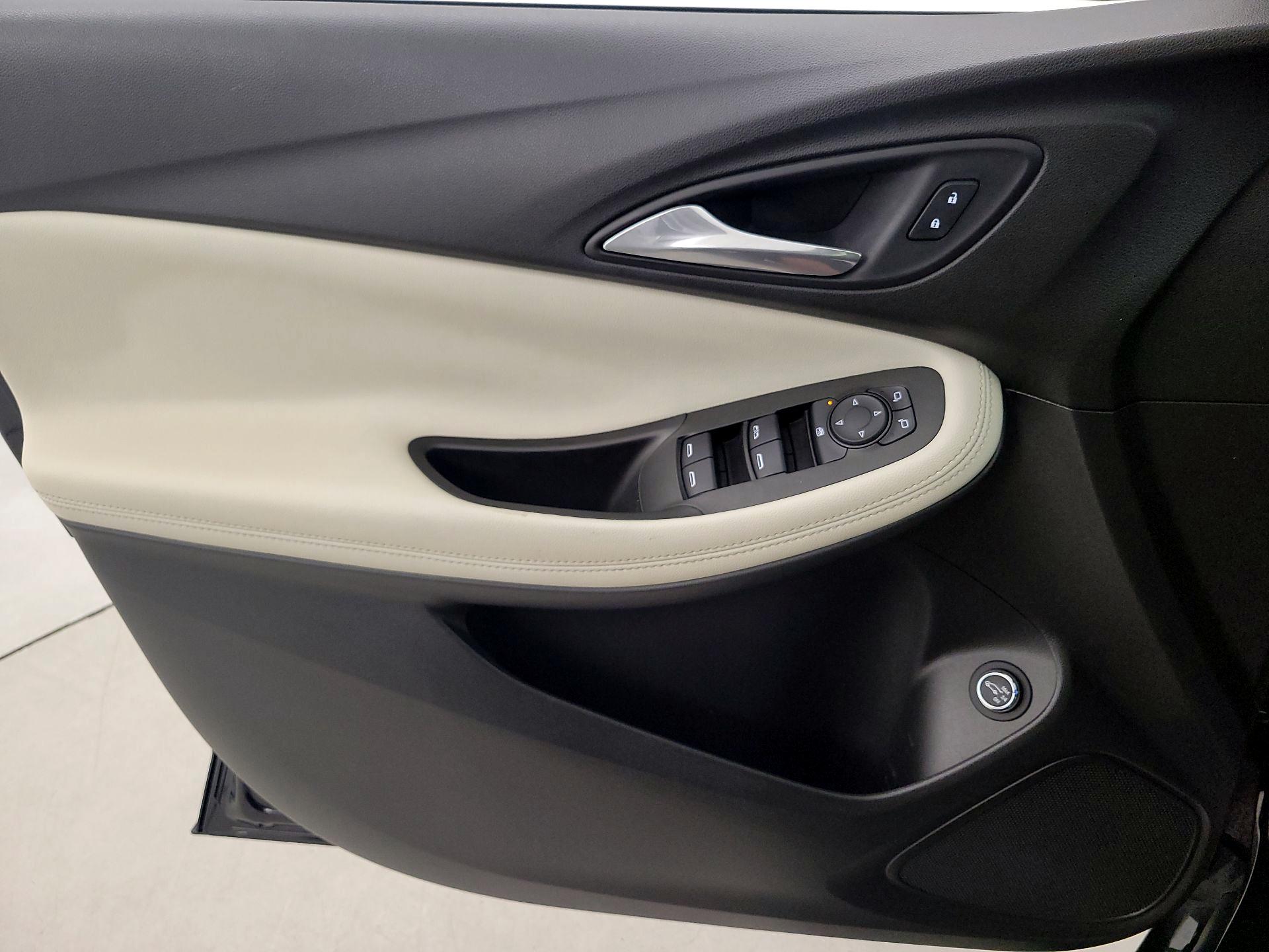 Thumbnail: 2020 Buick Encore GX - 12