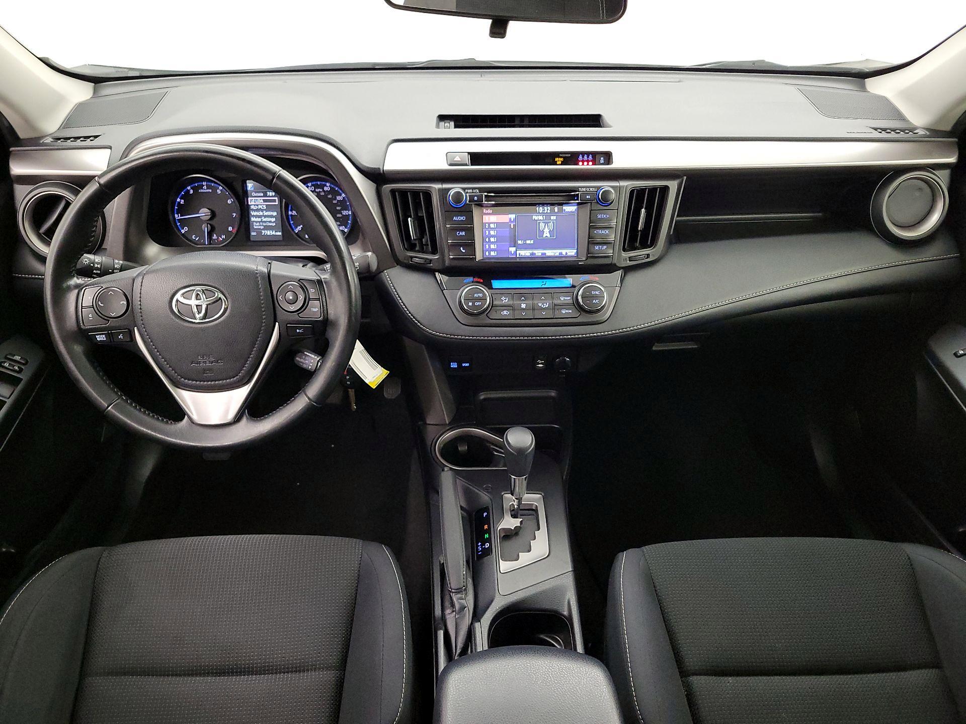 Thumbnail: 2018 Toyota RAV4 - 9