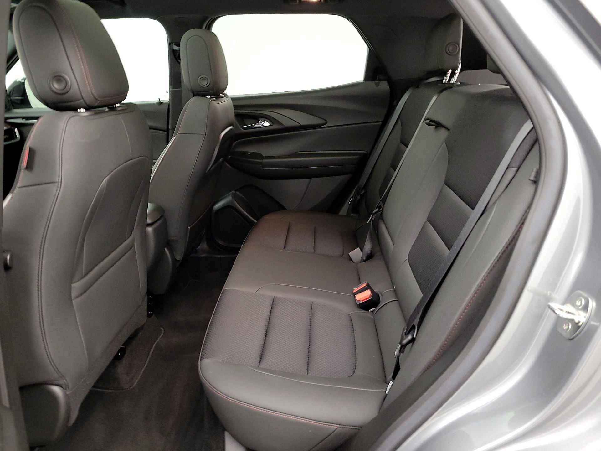 Thumbnail: 2023 Chevrolet TrailBlazer - 20