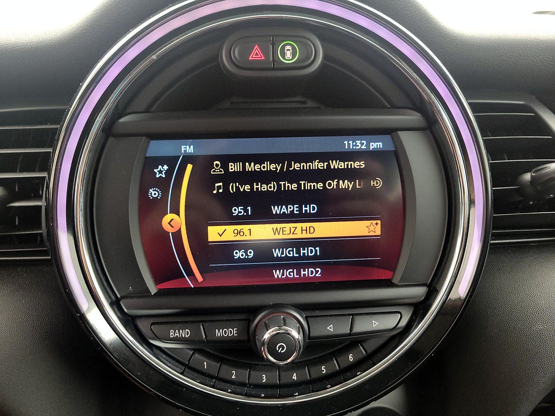 Thumbnail: 2019 MINI Cooper Hardtop - 15