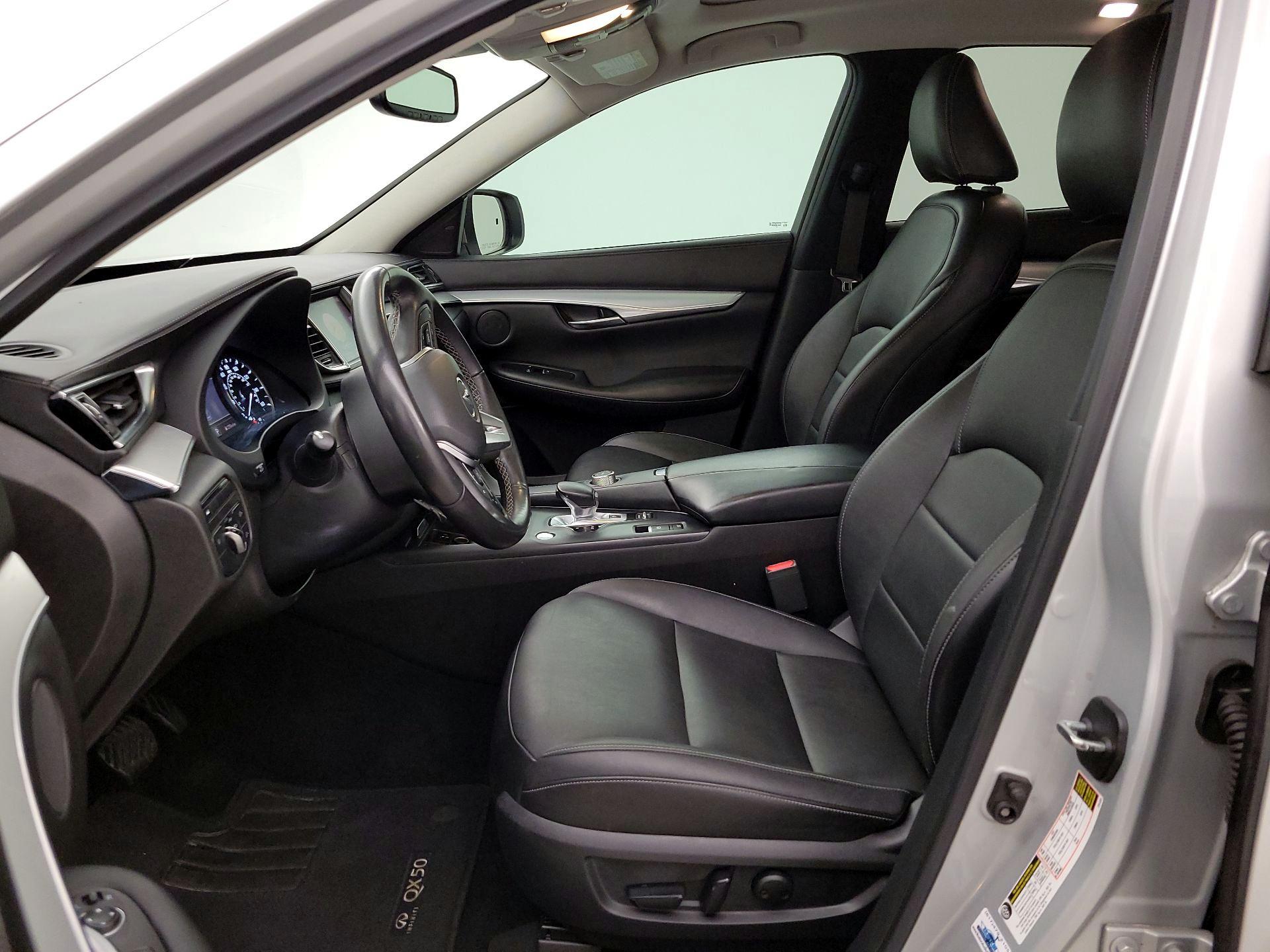 Thumbnail: 2019 INFINITI QX50 - 11