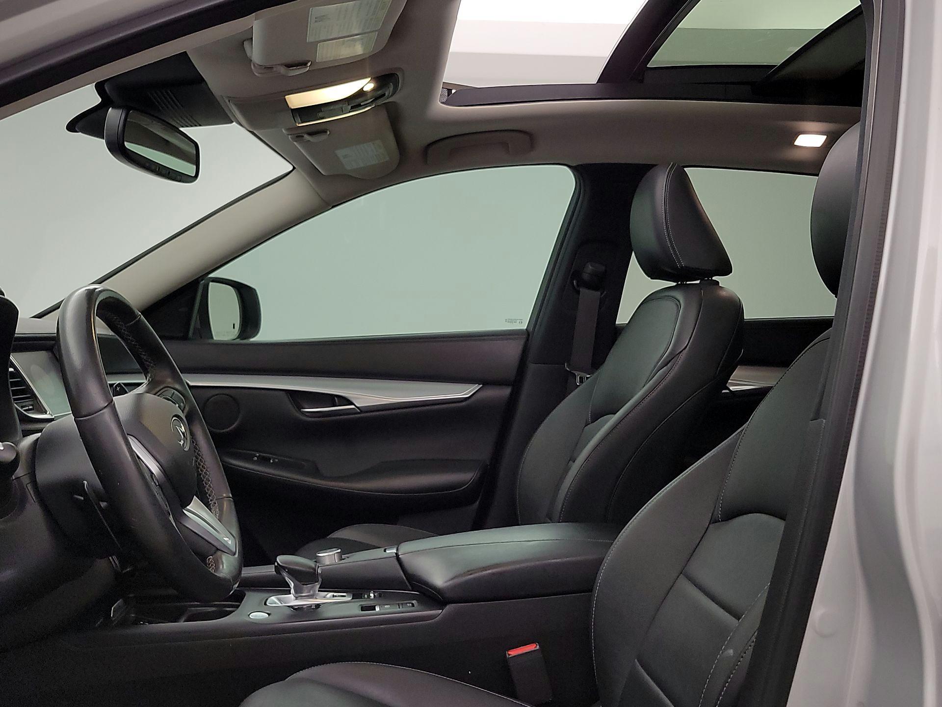 Thumbnail: 2019 INFINITI QX50 - 19