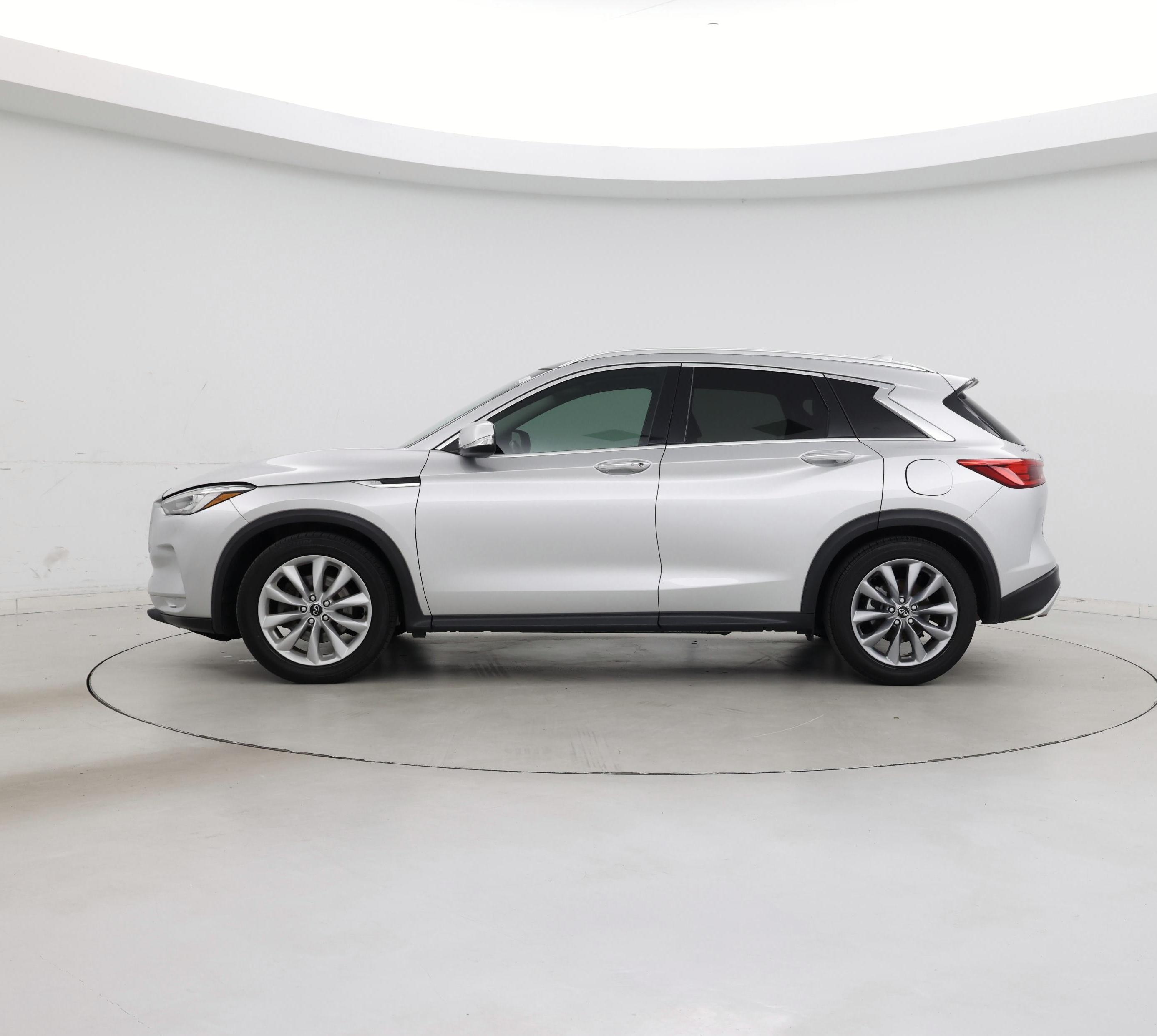 Thumbnail: 2019 INFINITI QX50 - 3
