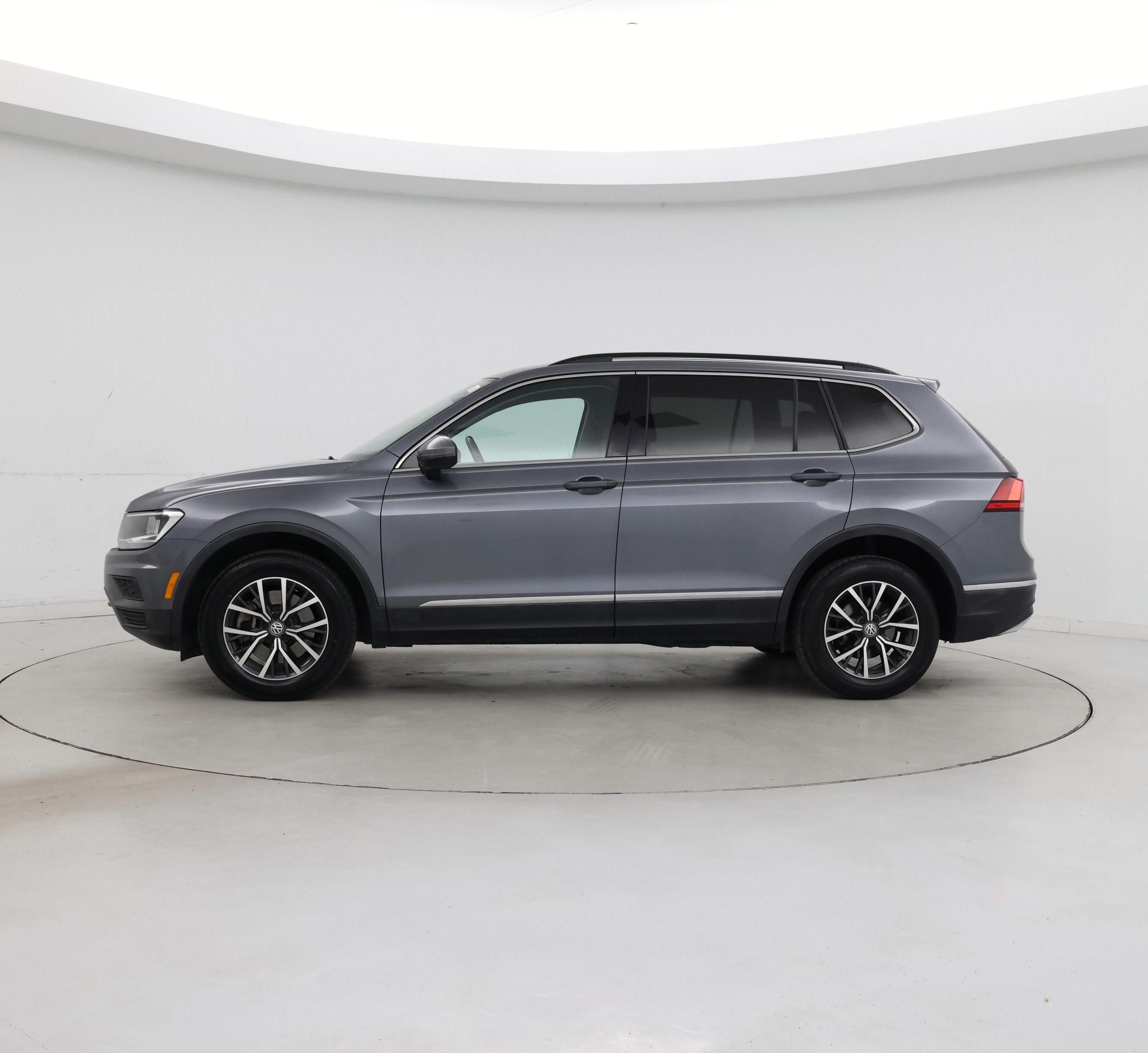 Thumbnail: 2018 Volkswagen Tiguan - 3