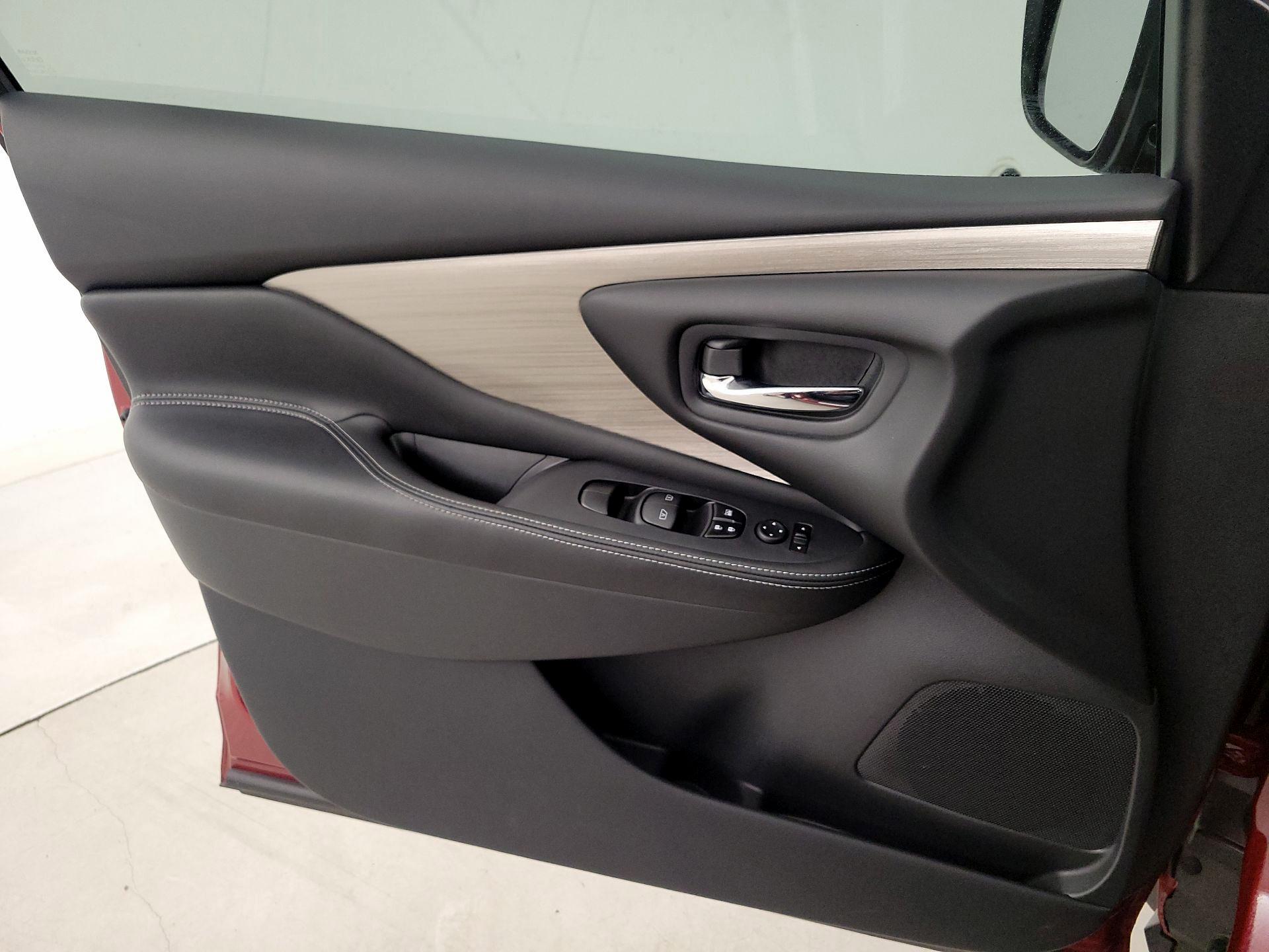 Thumbnail: 2018 Nissan Murano - 12