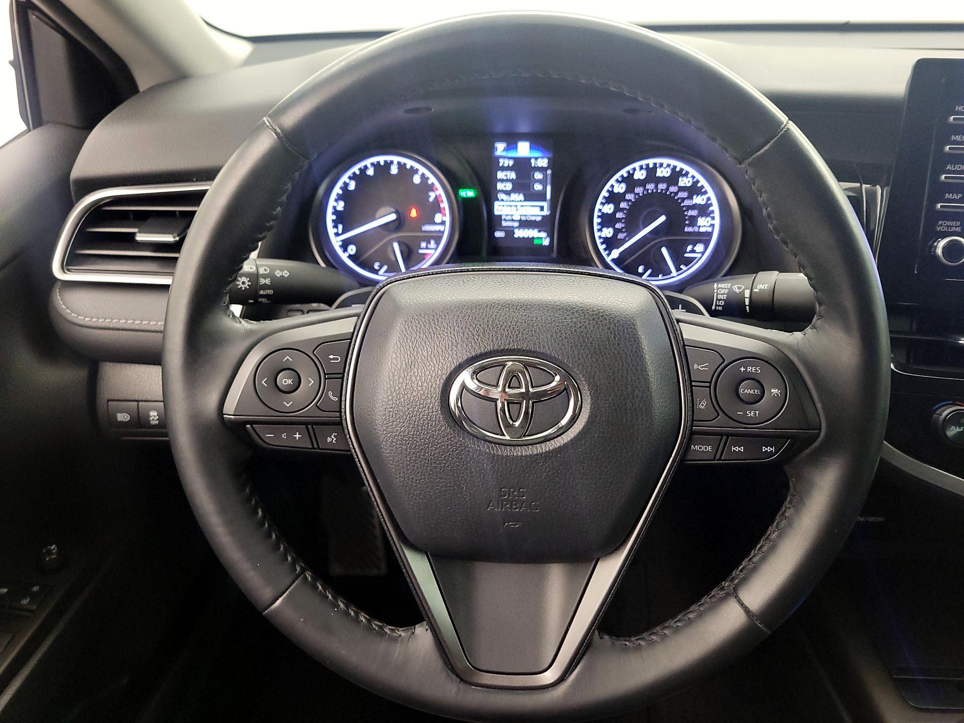 Thumbnail: 2021 Toyota Camry - 10