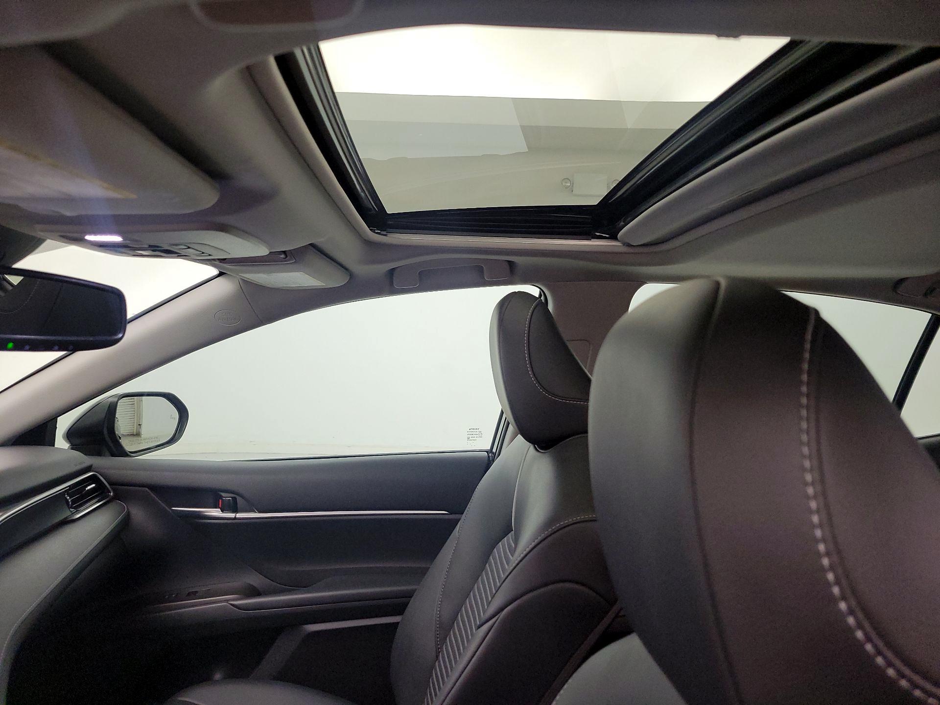 Thumbnail: 2021 Toyota Camry - 19