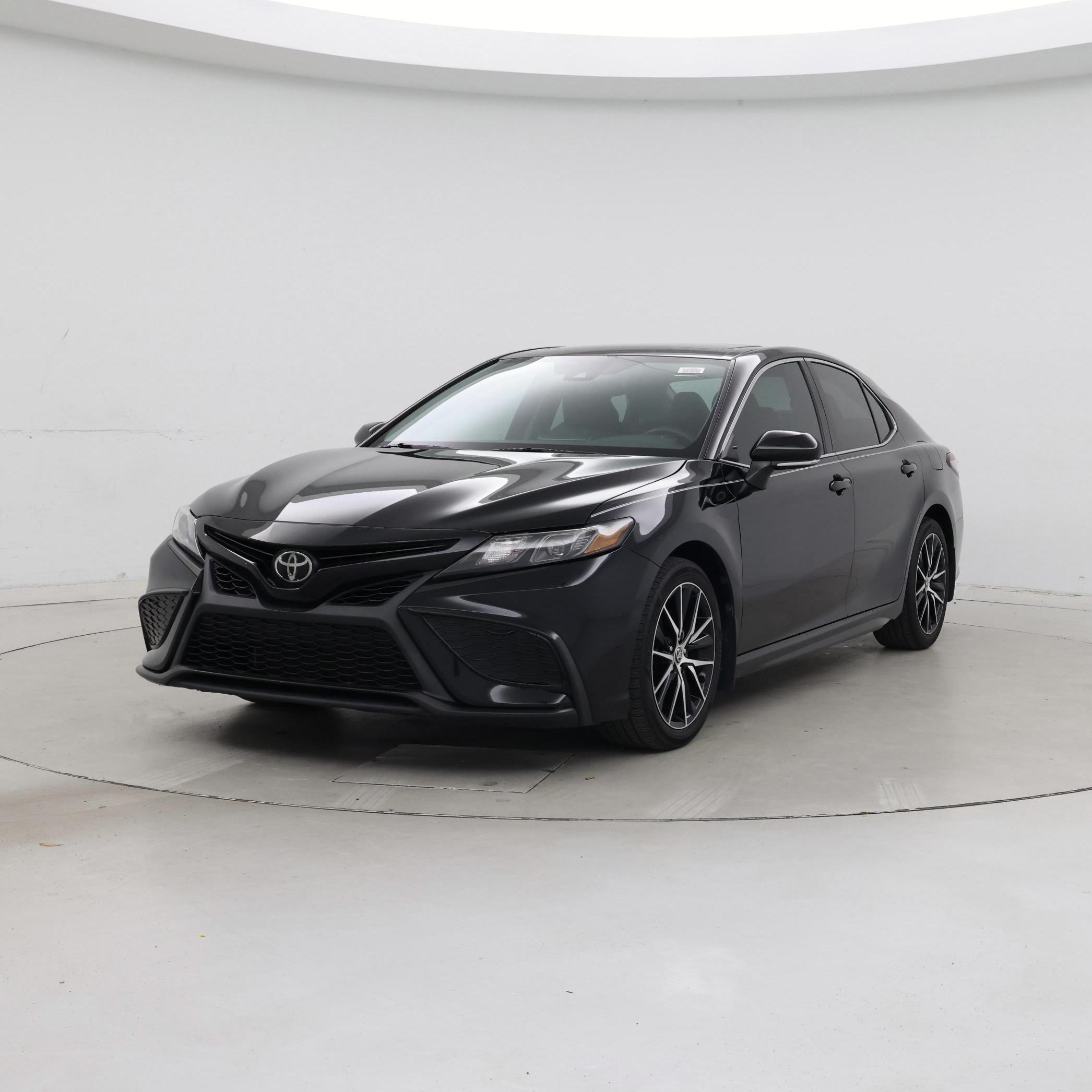 Thumbnail: 2021 Toyota Camry - 4