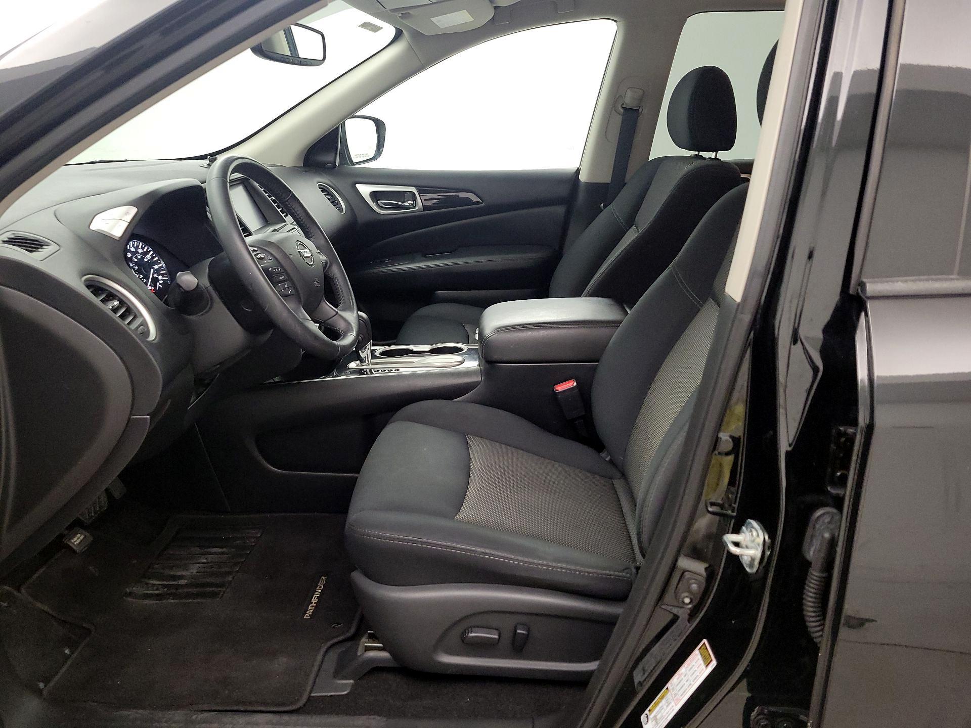 Thumbnail: 2019 Nissan Pathfinder - 11