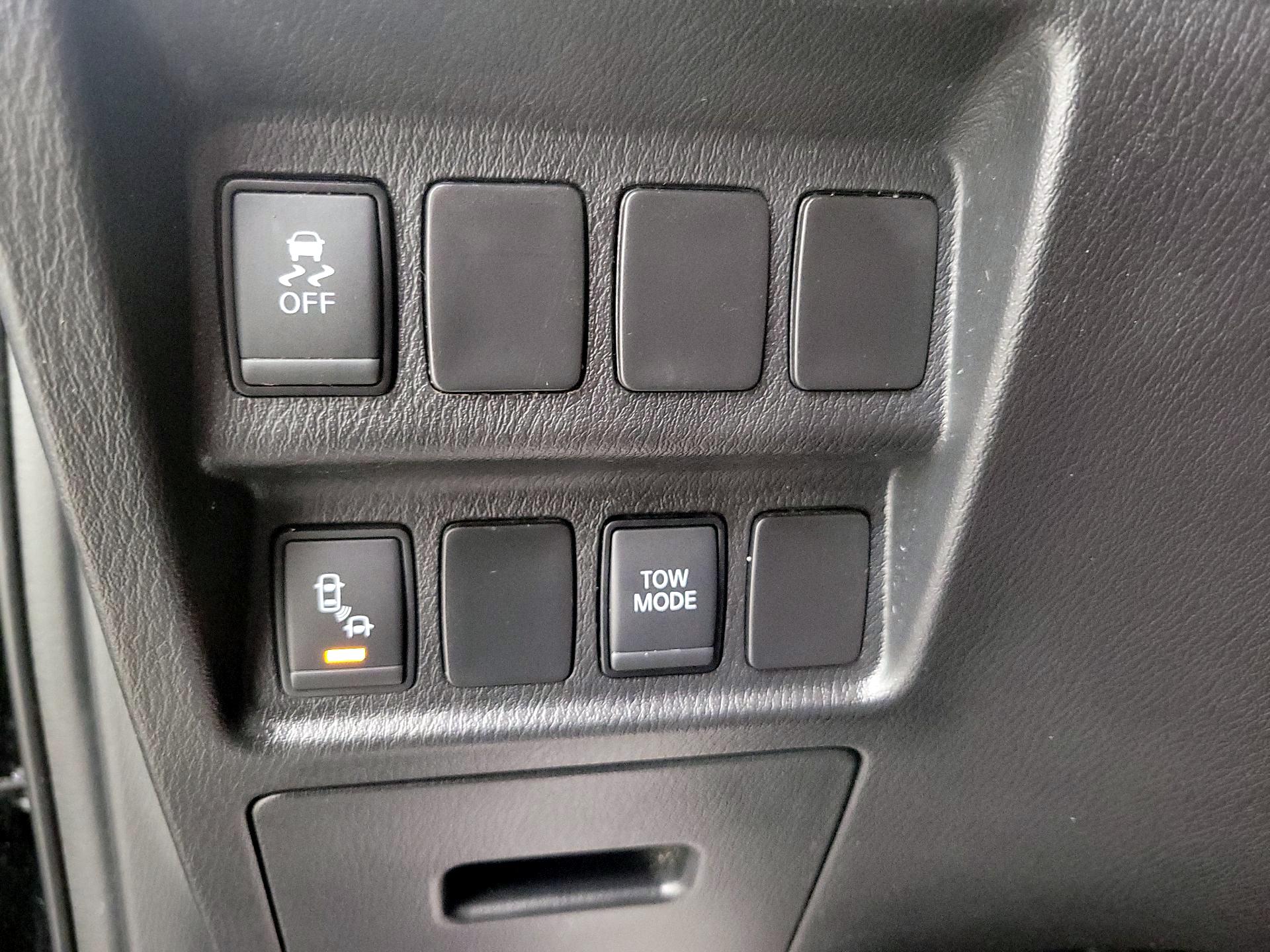 Thumbnail: 2019 Nissan Pathfinder - 13