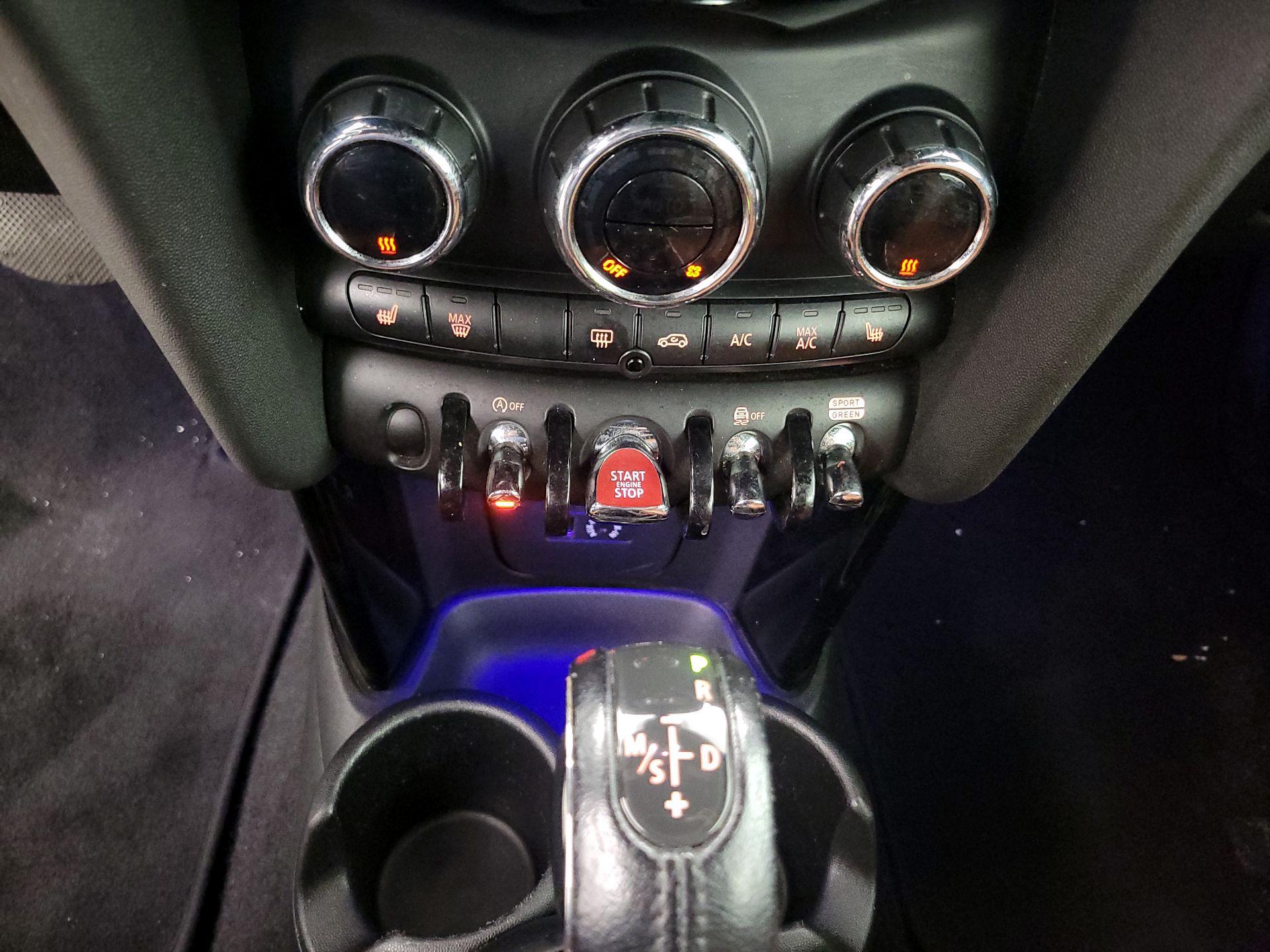 Thumbnail: 2018 MINI Cooper - 17