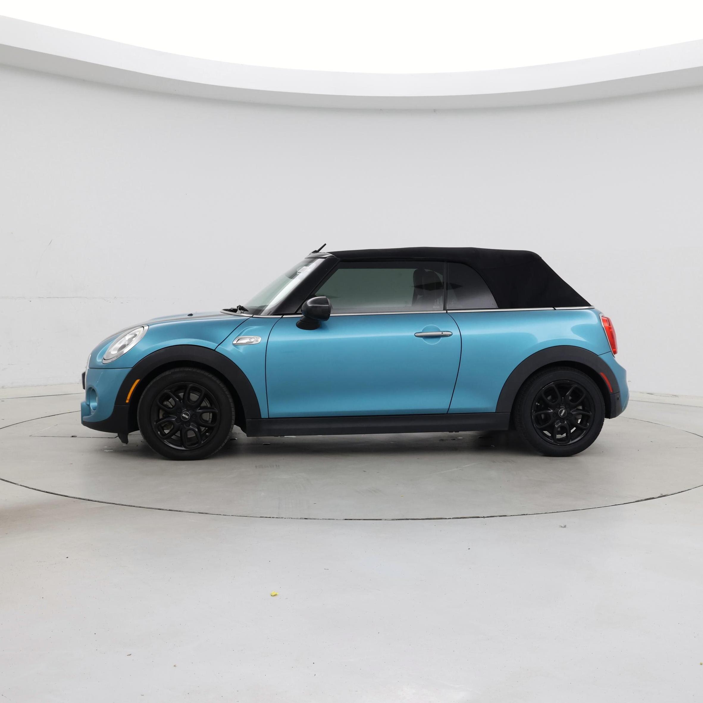Thumbnail: 2018 MINI Cooper - 3