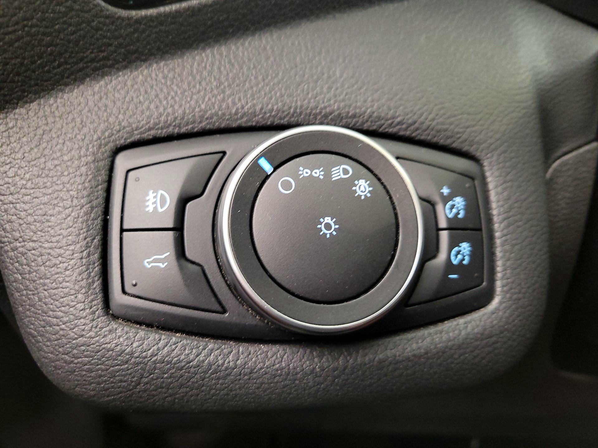 Thumbnail: 2017 Ford Escape - 13