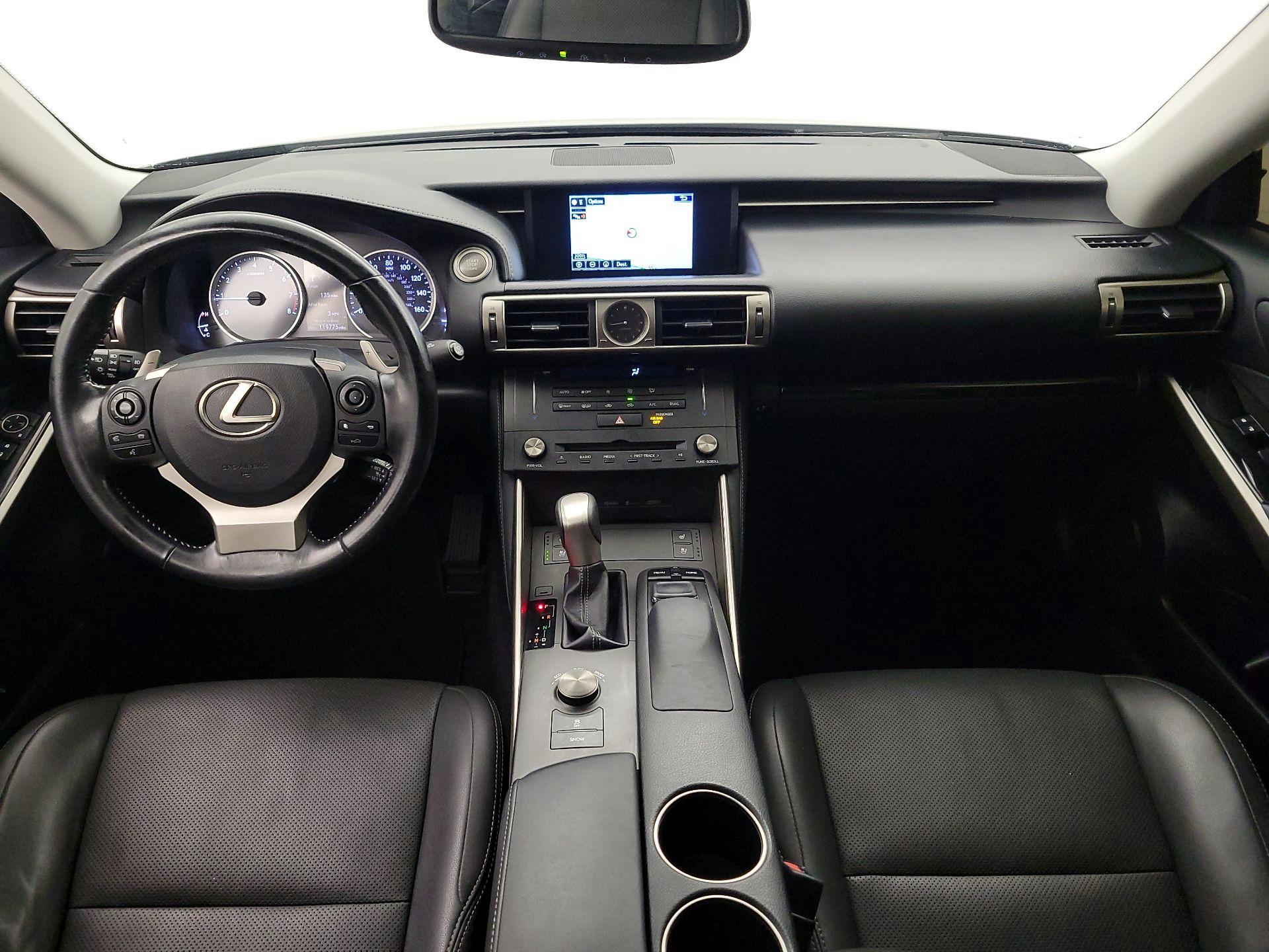 Thumbnail: 2016 Lexus IS - 9