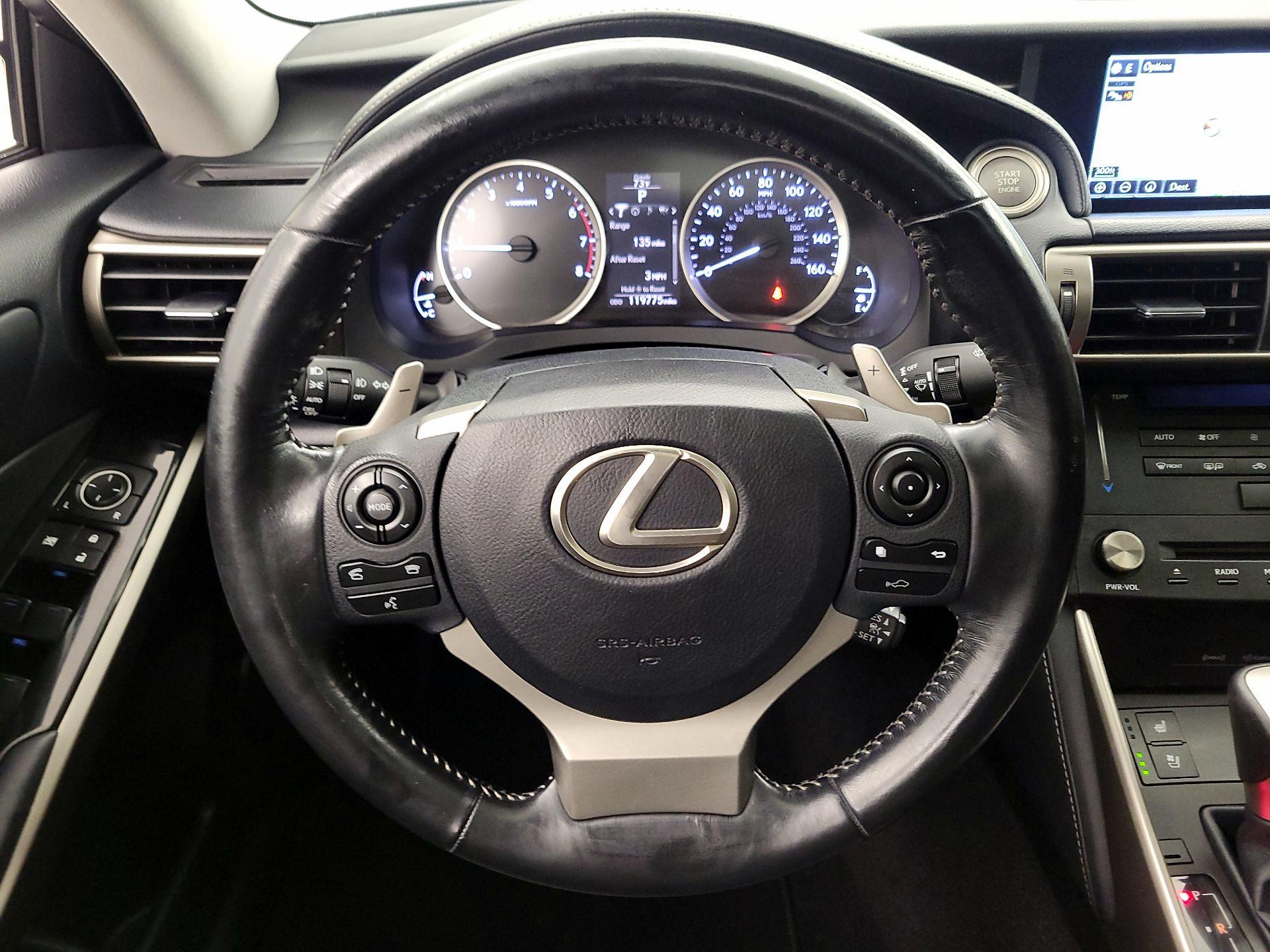 Thumbnail: 2016 Lexus IS - 10
