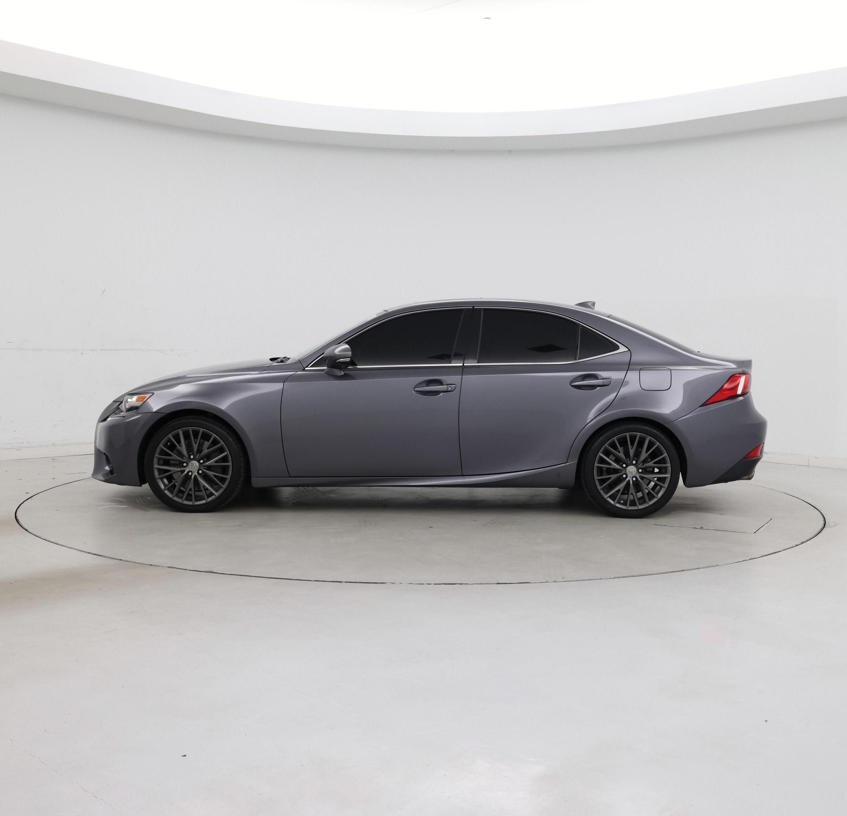 Thumbnail: 2016 Lexus IS - 3