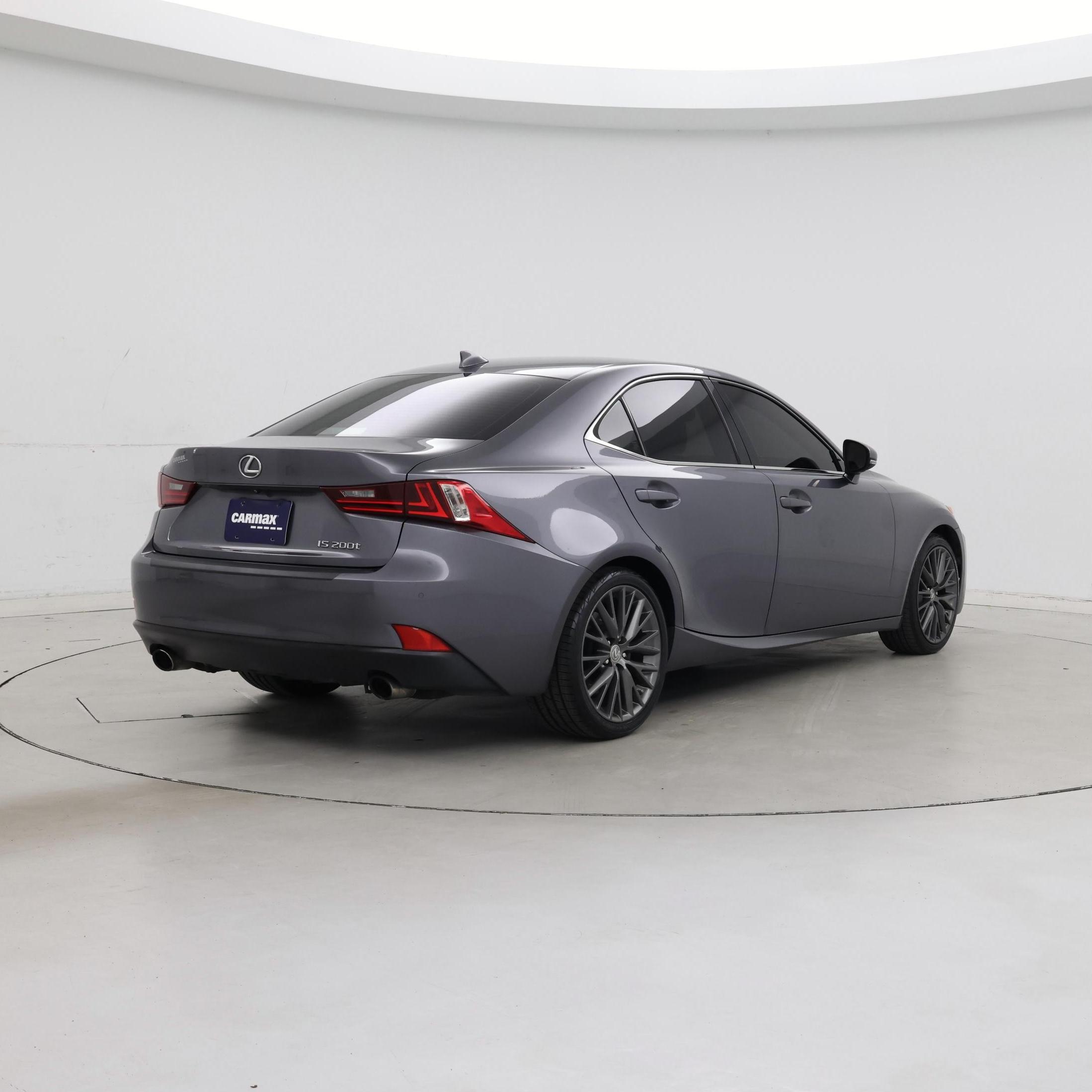 Thumbnail: 2016 Lexus IS - 8
