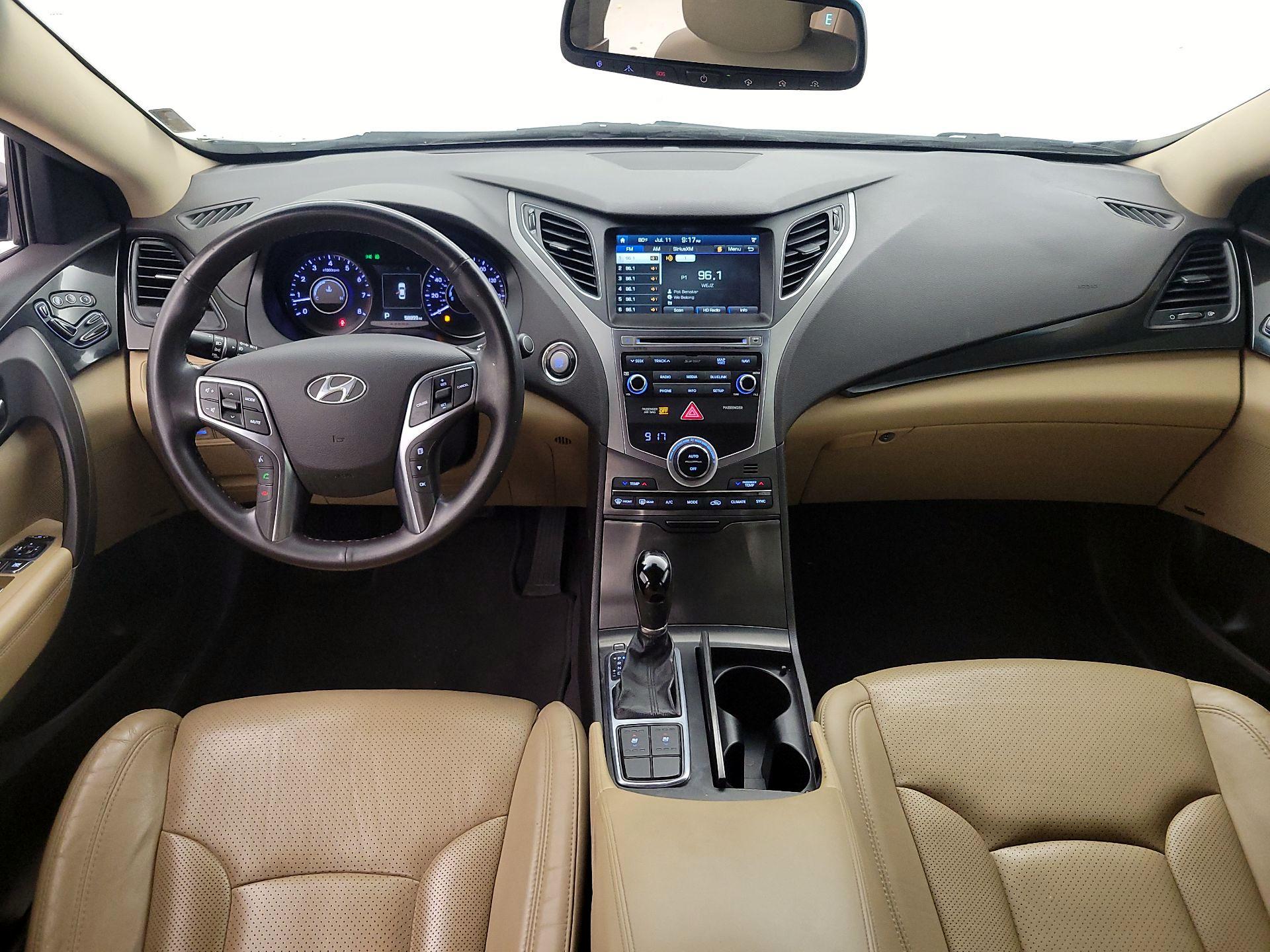 Thumbnail: 2016 Hyundai Azera - 9
