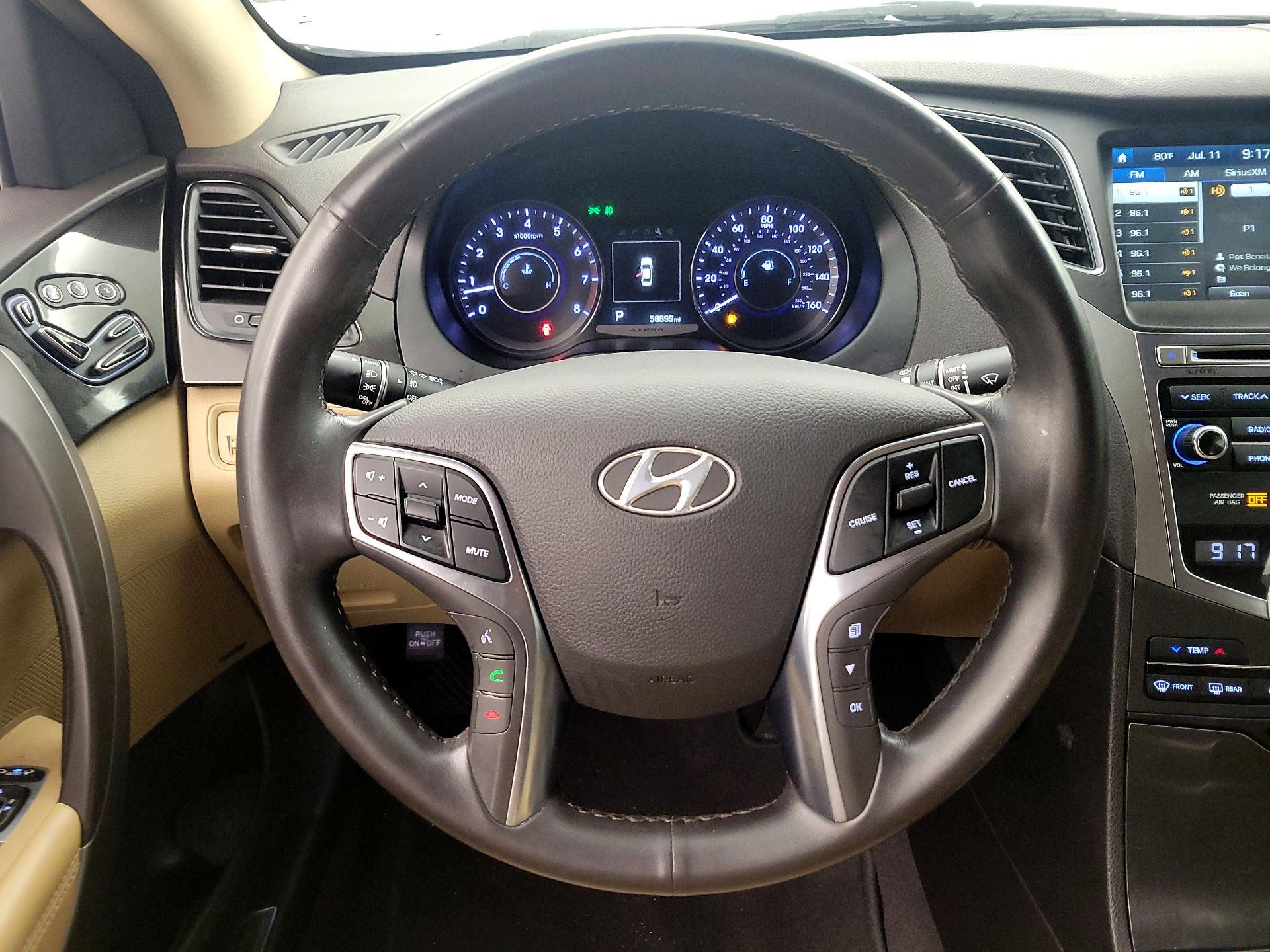 Thumbnail: 2016 Hyundai Azera - 10