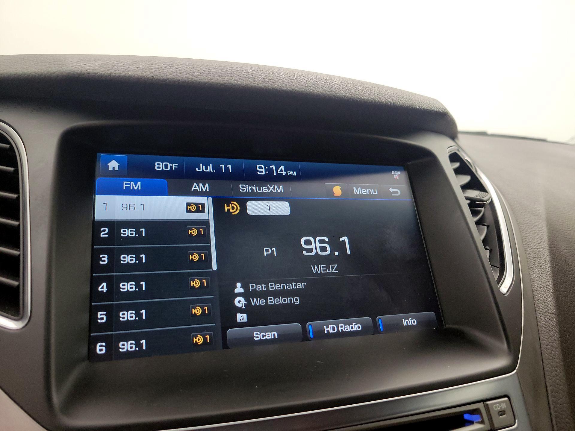 Thumbnail: 2016 Hyundai Azera - 16