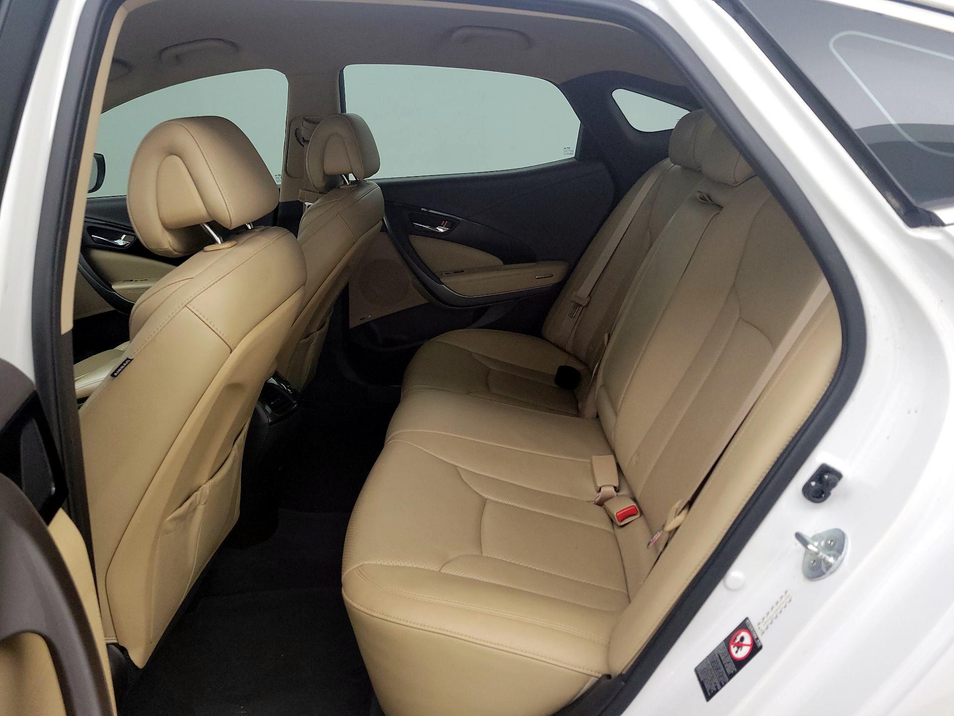 Thumbnail: 2016 Hyundai Azera - 20