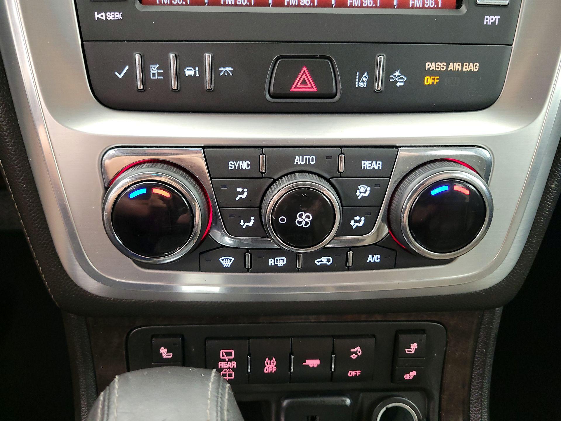 Thumbnail: 2017 GMC Acadia - 16