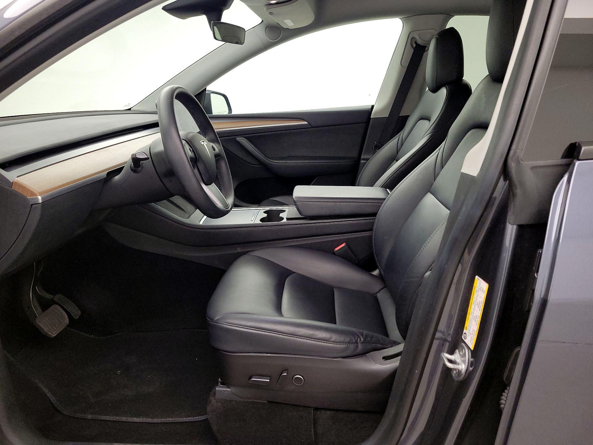 Thumbnail: 2023 Tesla Model Y - 11
