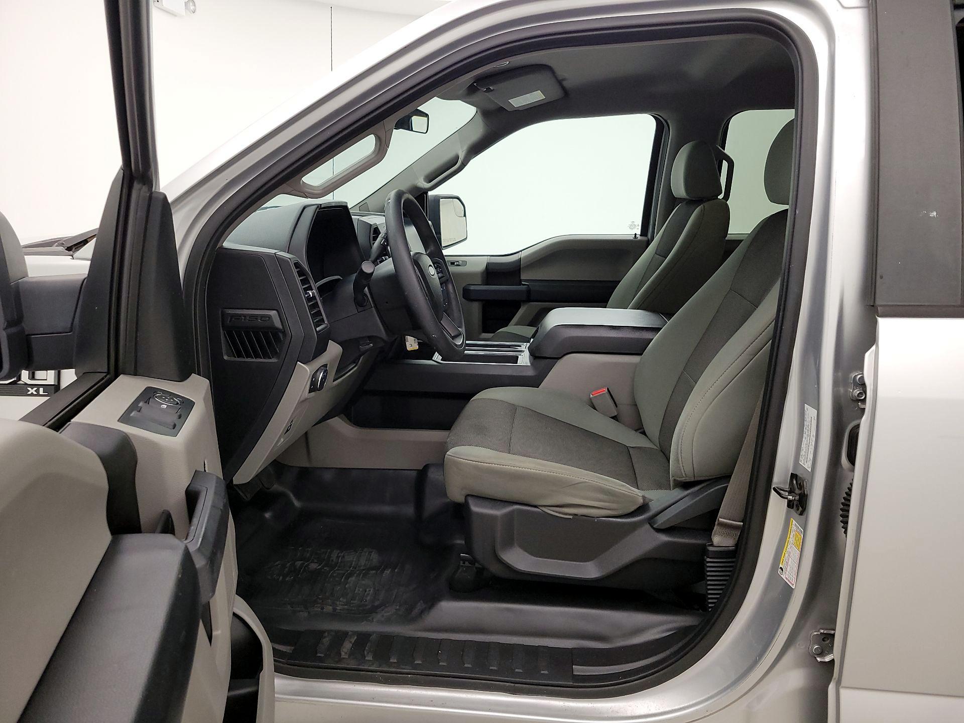 Thumbnail: 2017 Ford F-150 - 11
