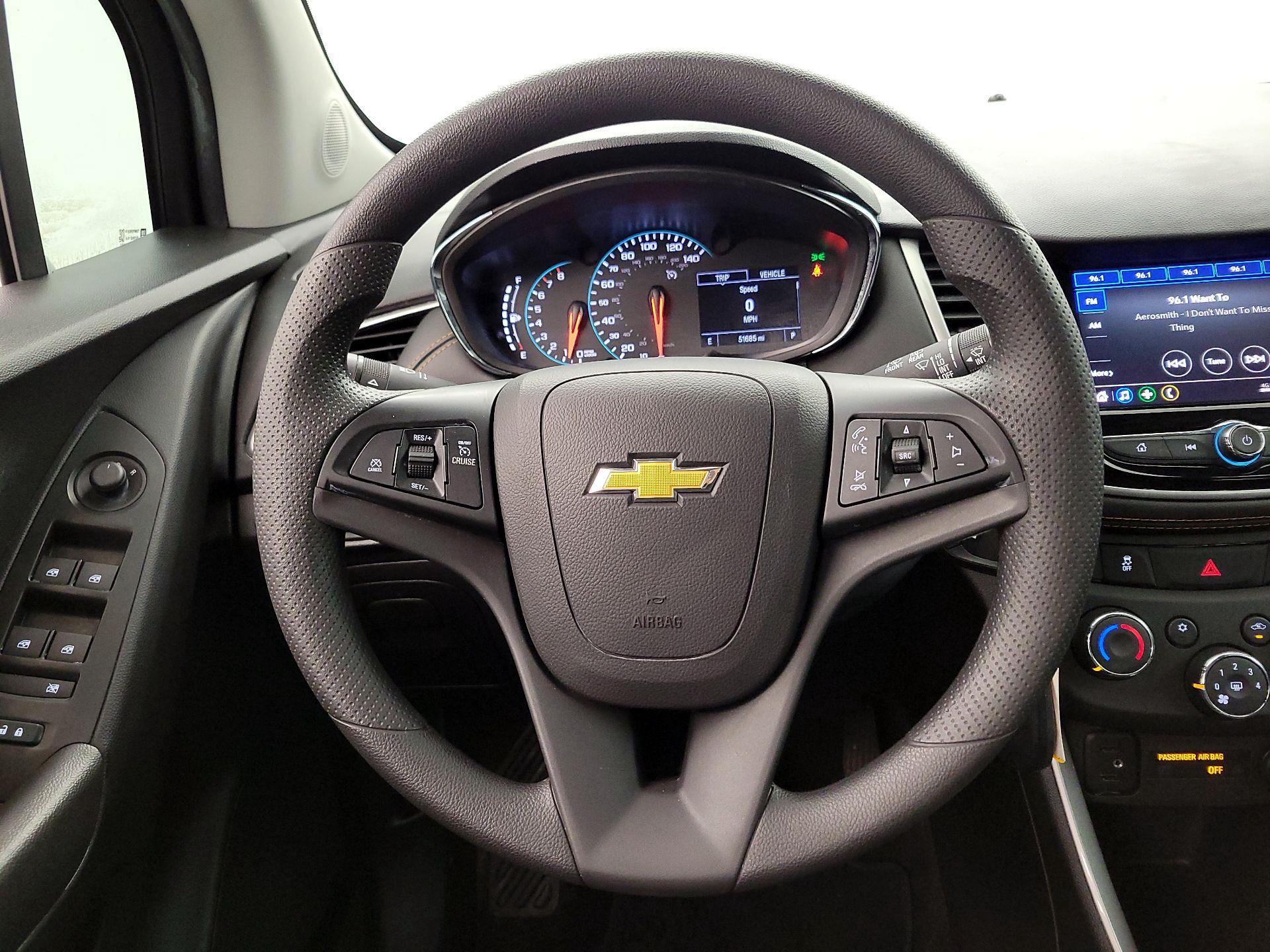 Thumbnail: 2020 Chevrolet Trax - 10