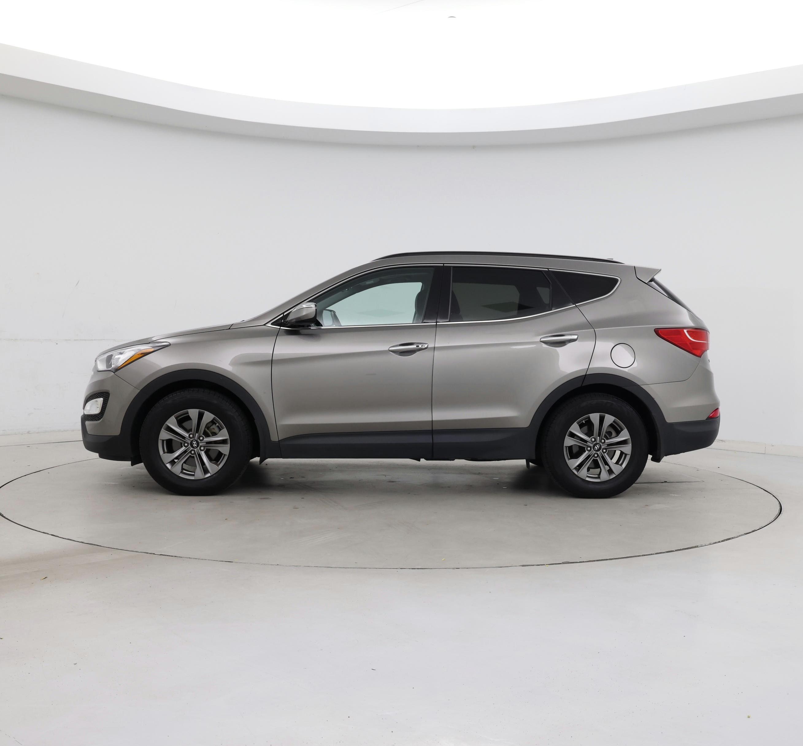 Thumbnail: 2015 Hyundai Santa Fe - 3