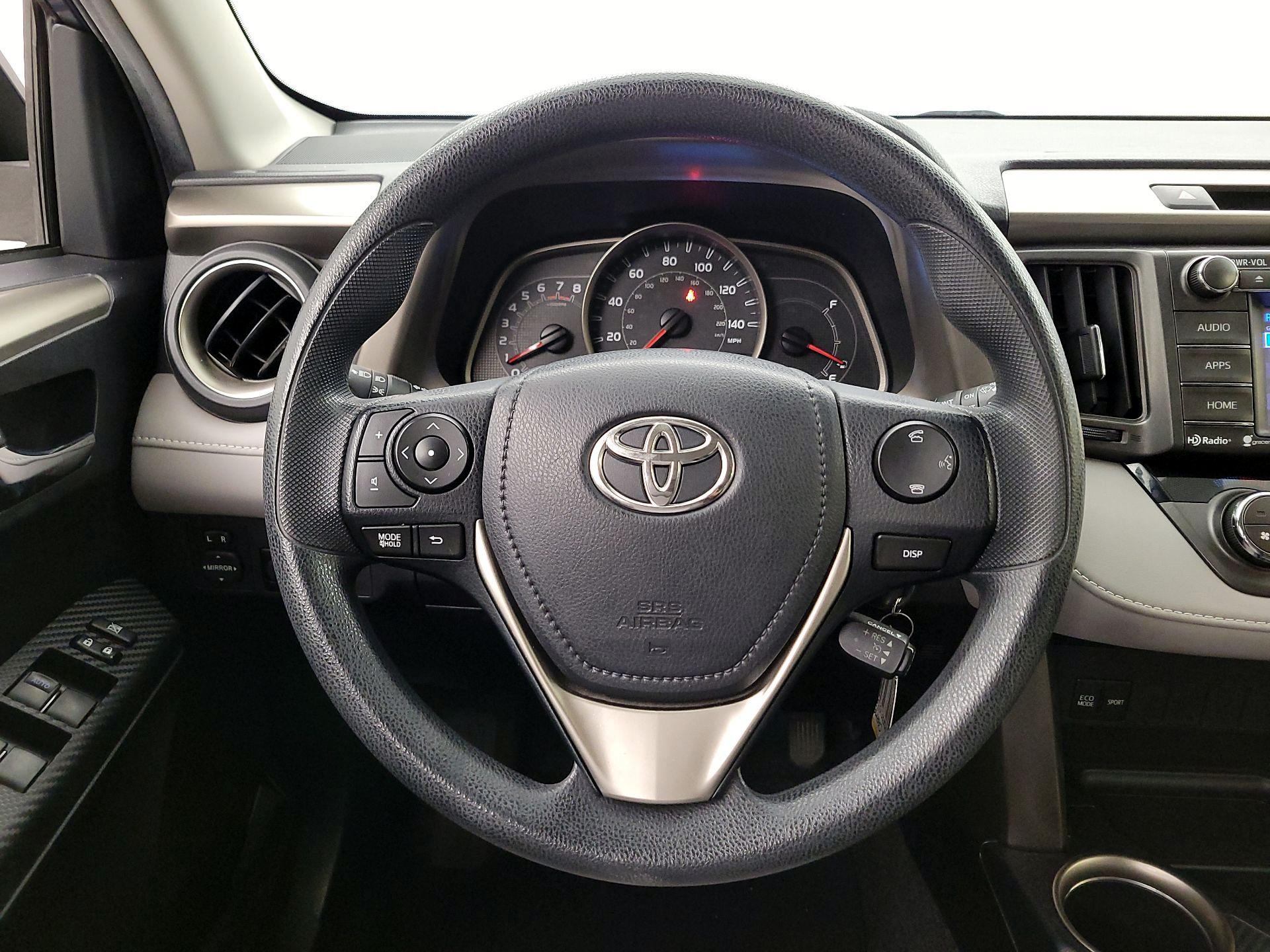 Thumbnail: 2014 Toyota RAV4 - 10