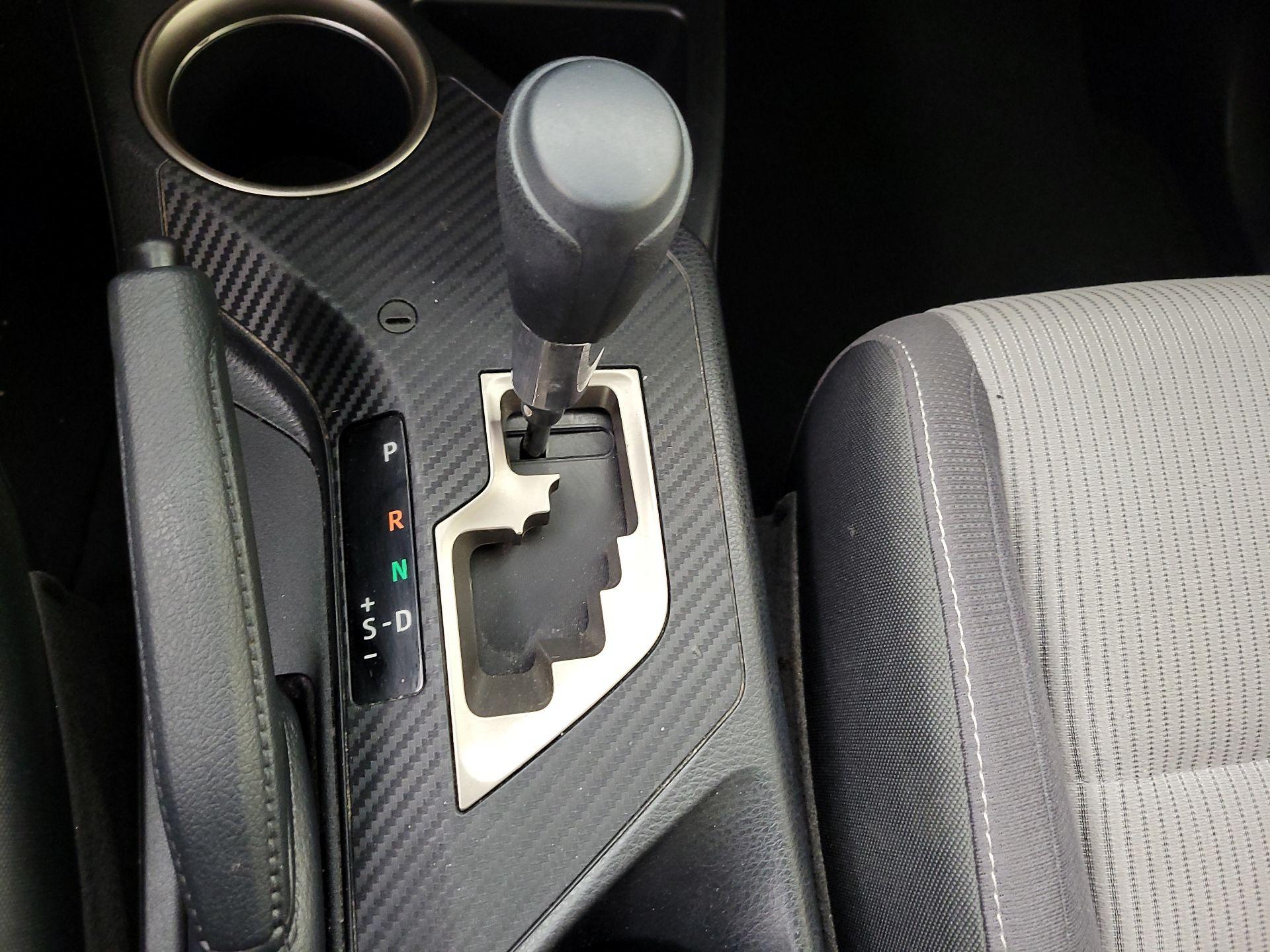 Thumbnail: 2014 Toyota RAV4 - 17