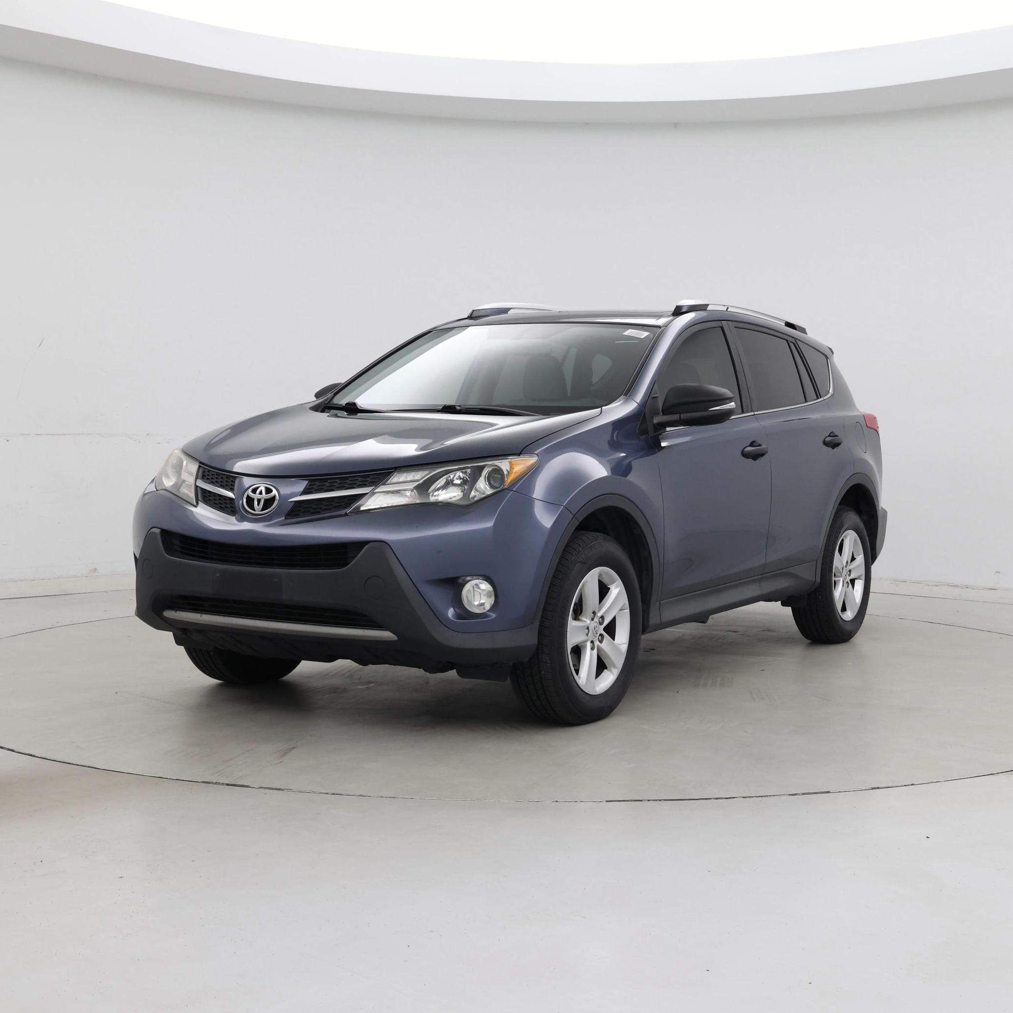Thumbnail: 2014 Toyota RAV4 - 4