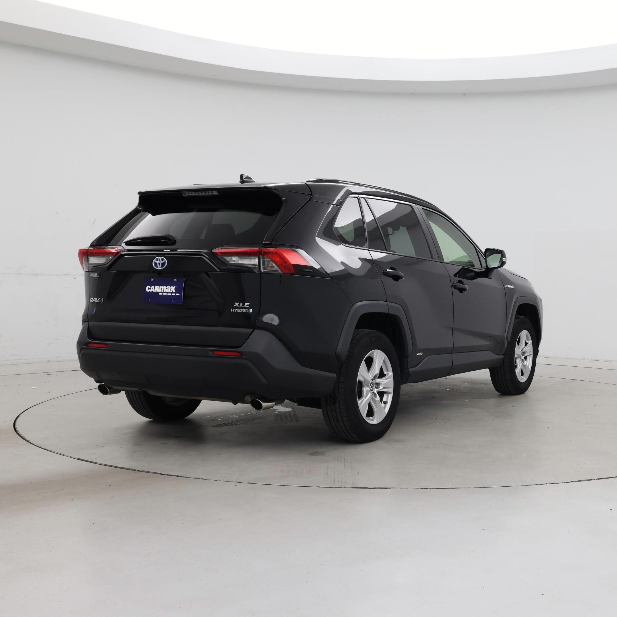 Thumbnail: 2019 Toyota RAV4 - 8