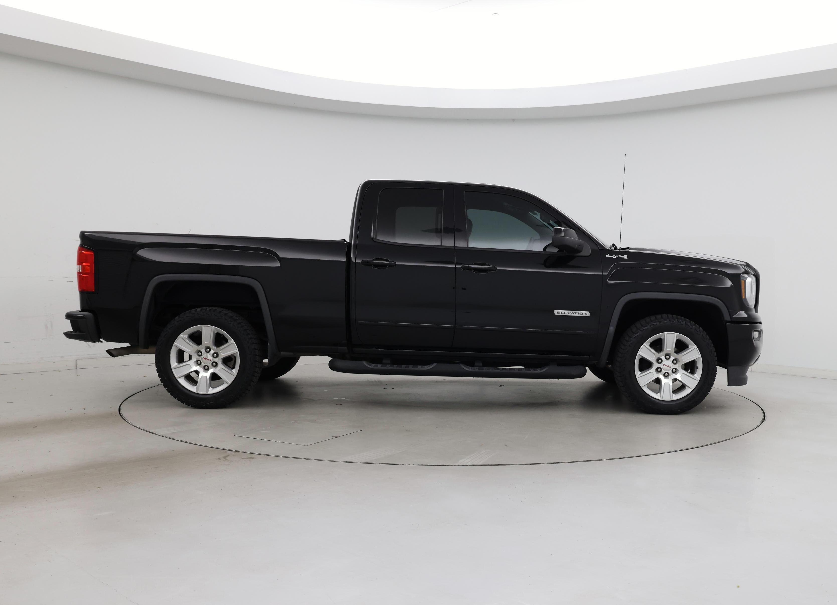 Thumbnail: 2017 GMC Sierra 1500 - 7