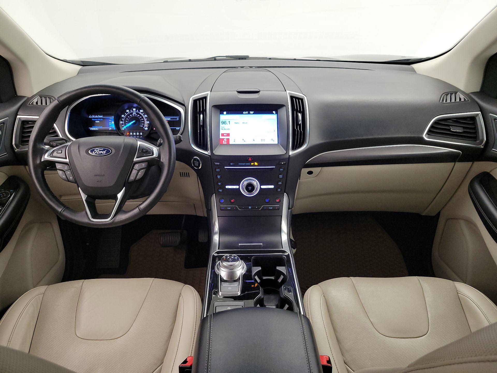 Thumbnail: 2019 Ford Edge - 9