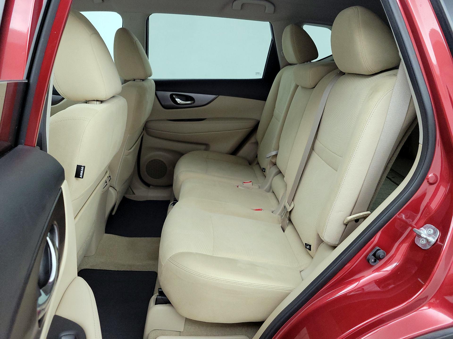 Thumbnail: 2015 Nissan Rogue - 19