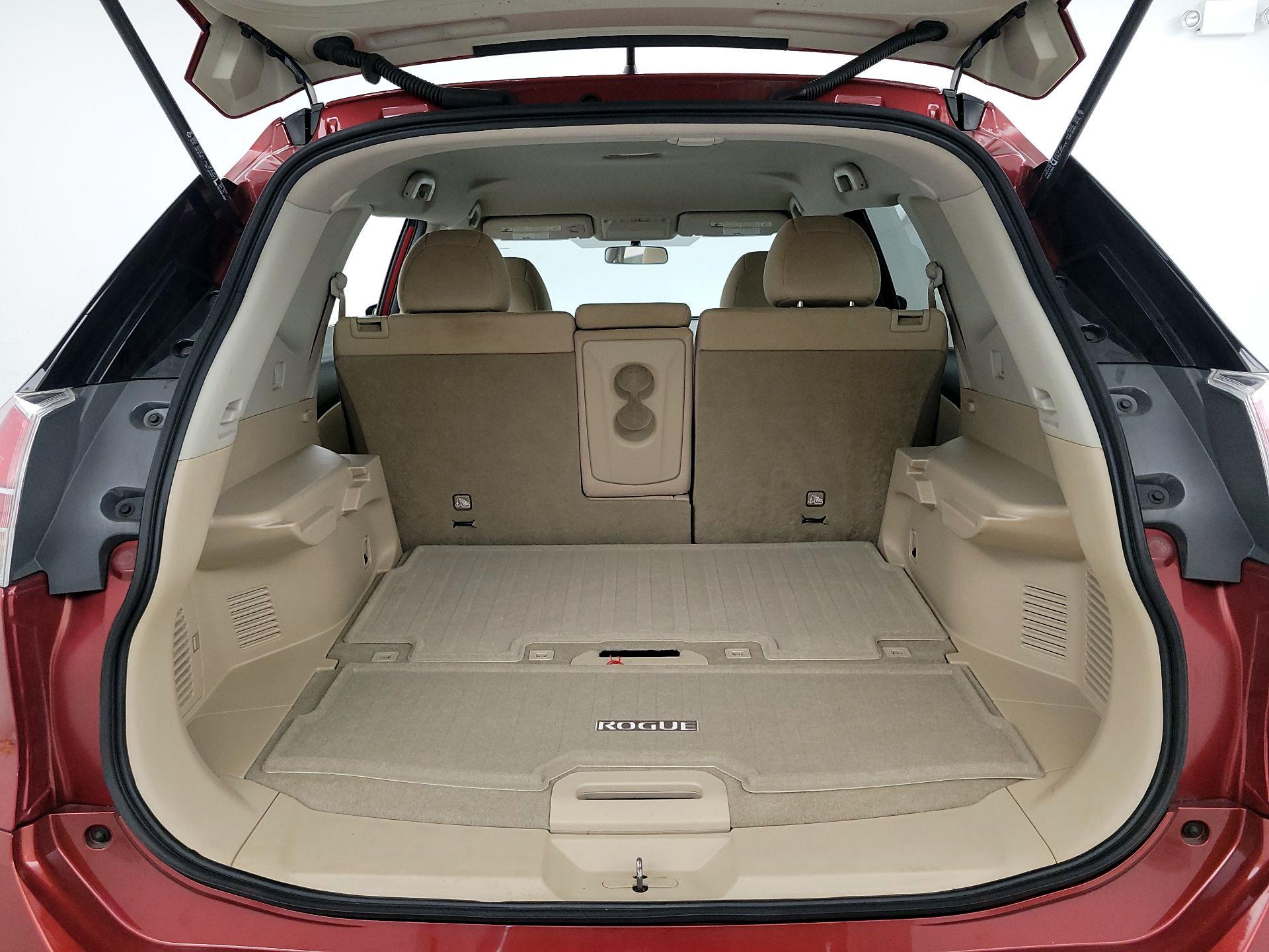 Thumbnail: 2015 Nissan Rogue - 20