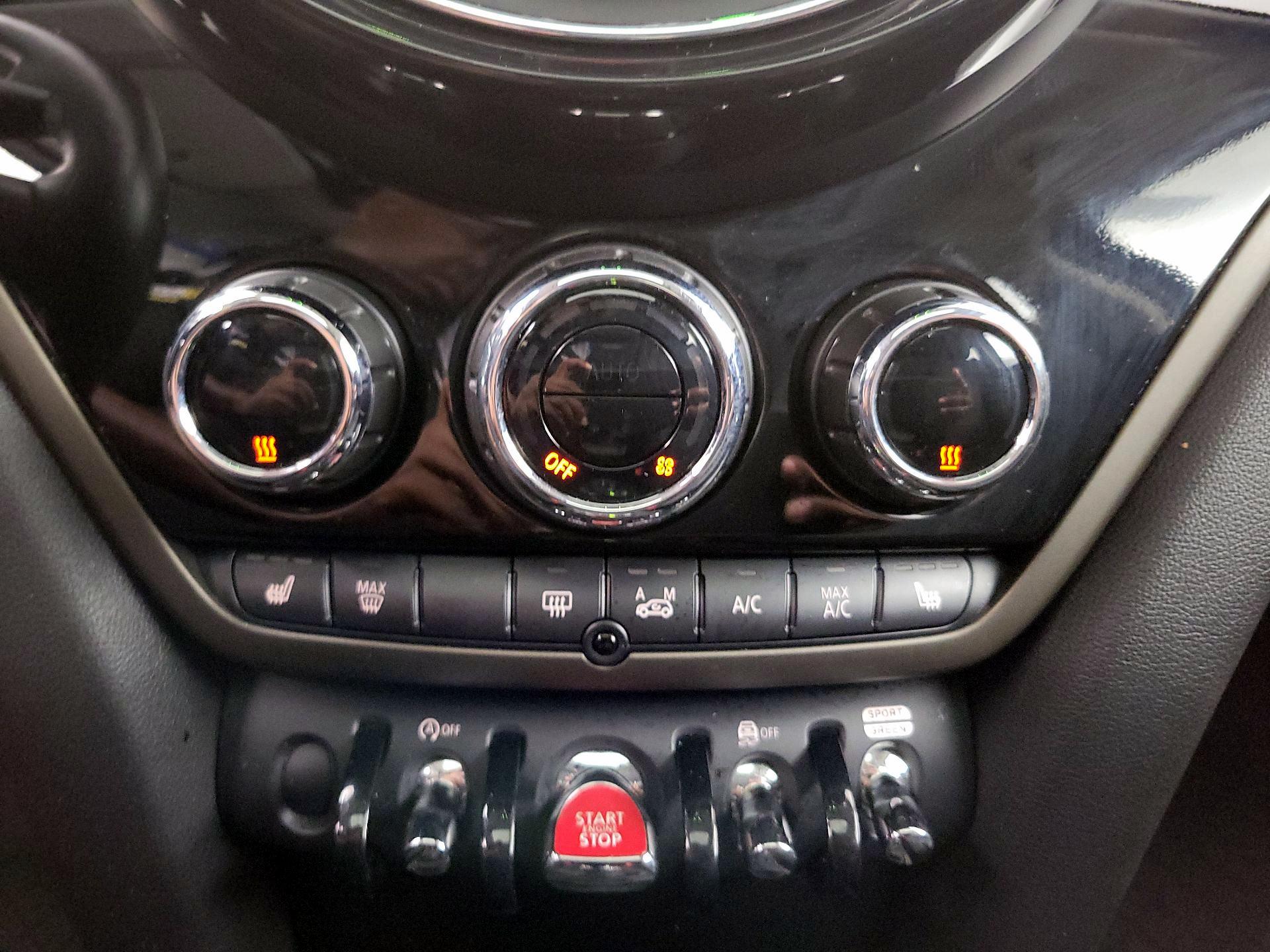 Thumbnail: 2019 MINI Cooper Countryman - 17