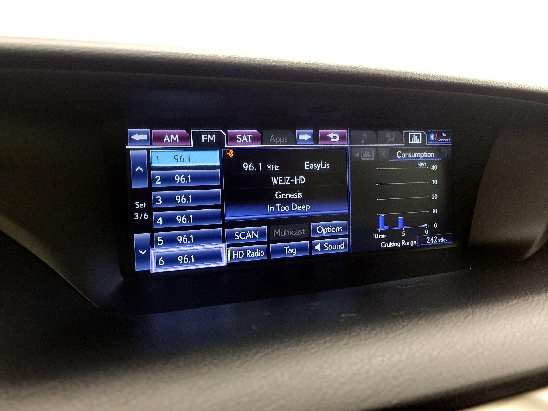 Thumbnail: 2014 Lexus GS - 16