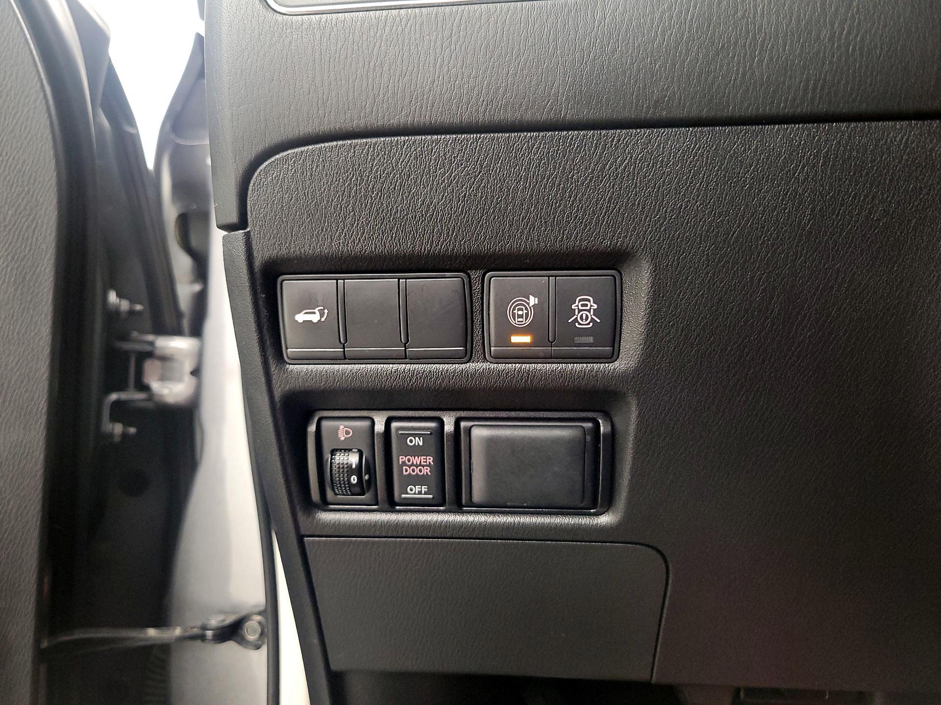 Thumbnail: 2019 Nissan Armada - 13