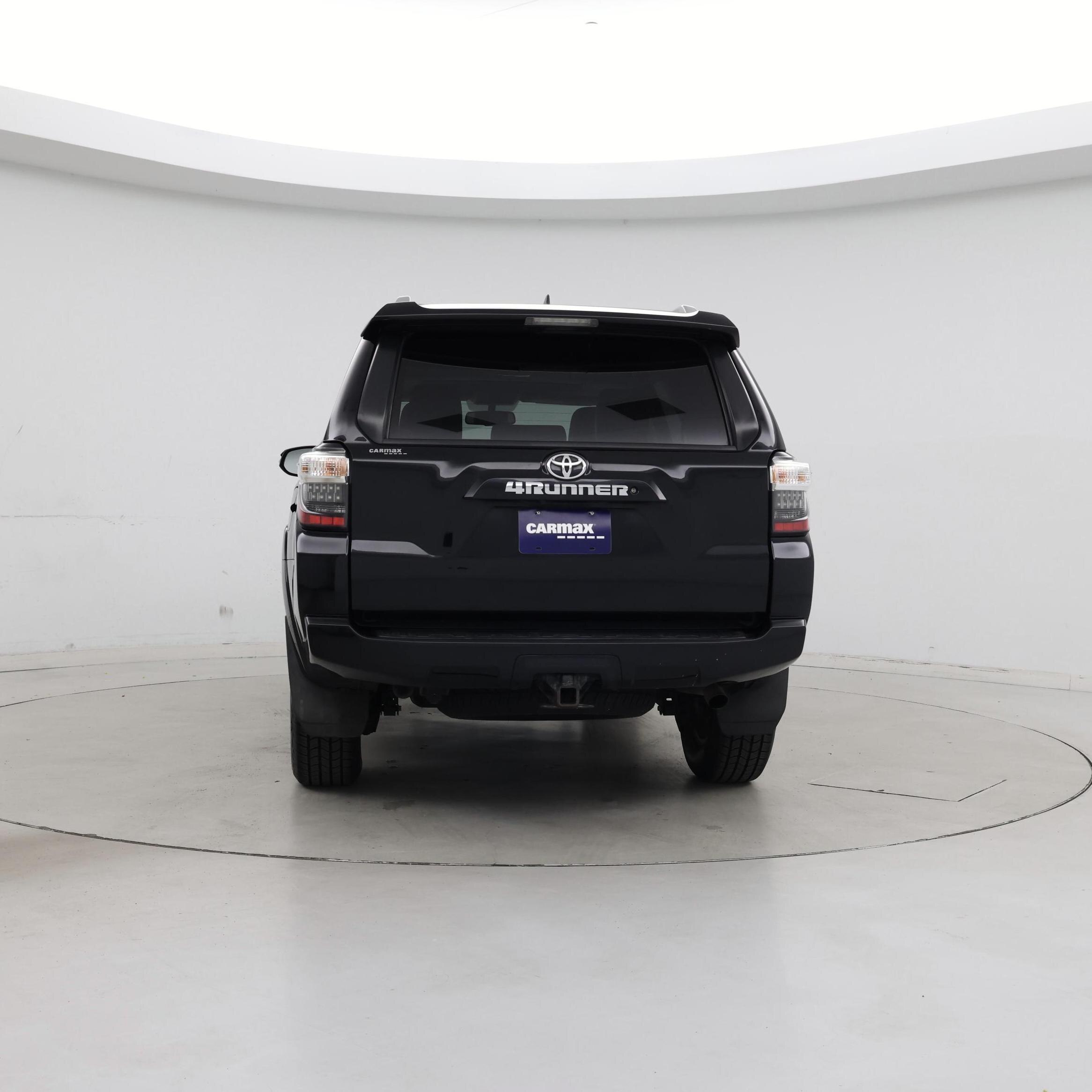 Thumbnail: 2017 Toyota 4Runner - 6