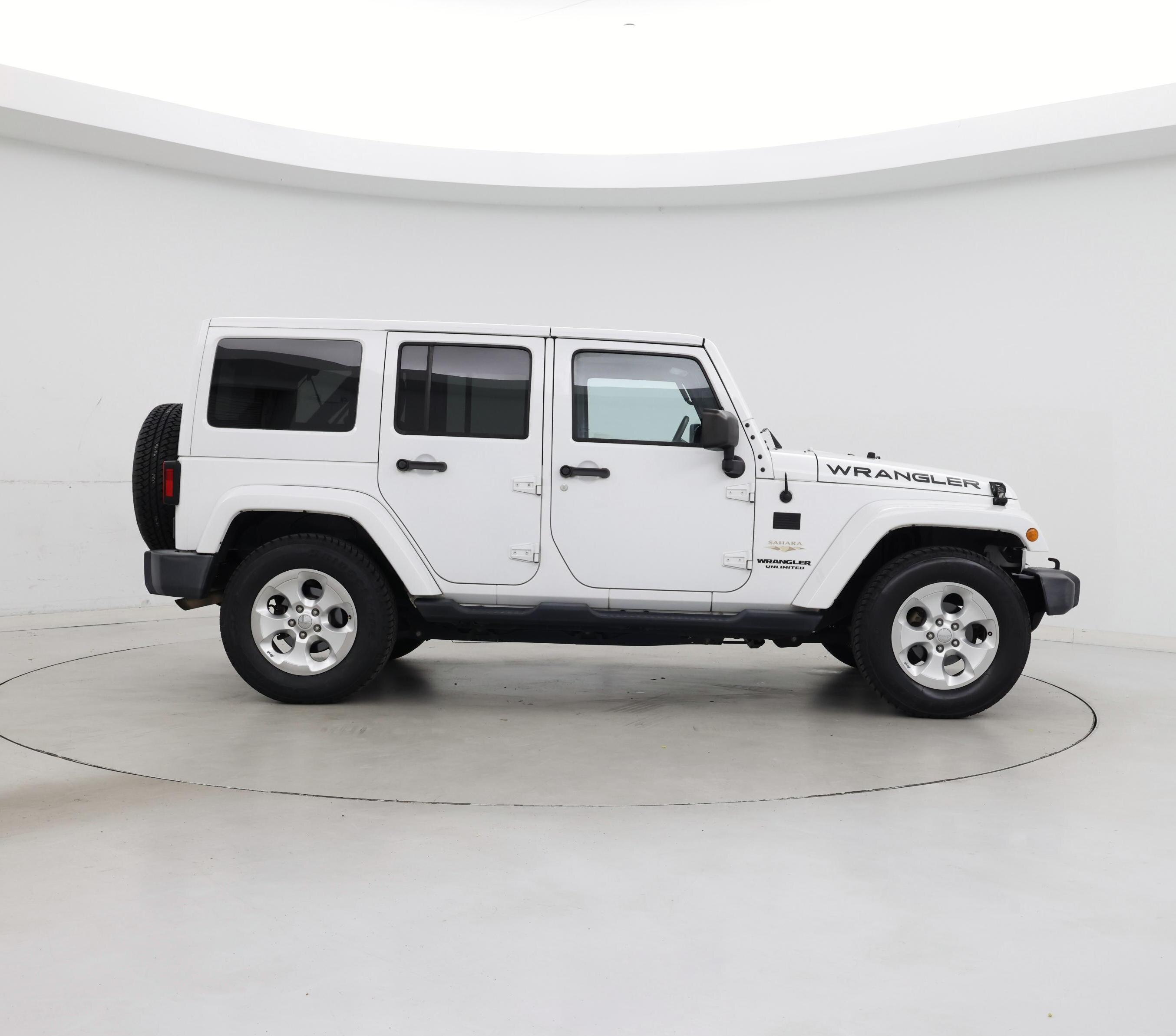 Thumbnail: 2015 Jeep Wrangler - 7